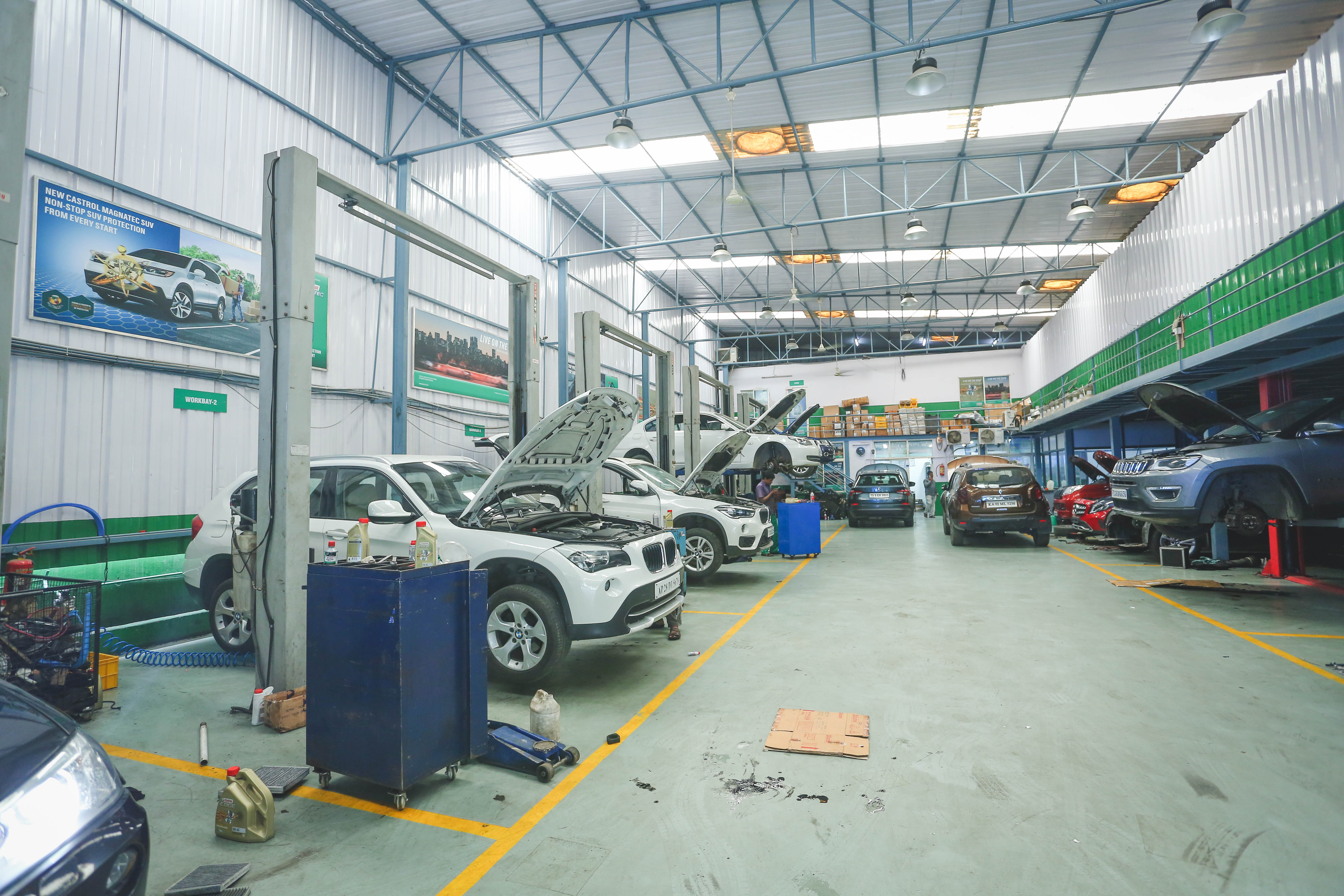 Castrol Auto Service - Kavuri Hills, Hyderabad