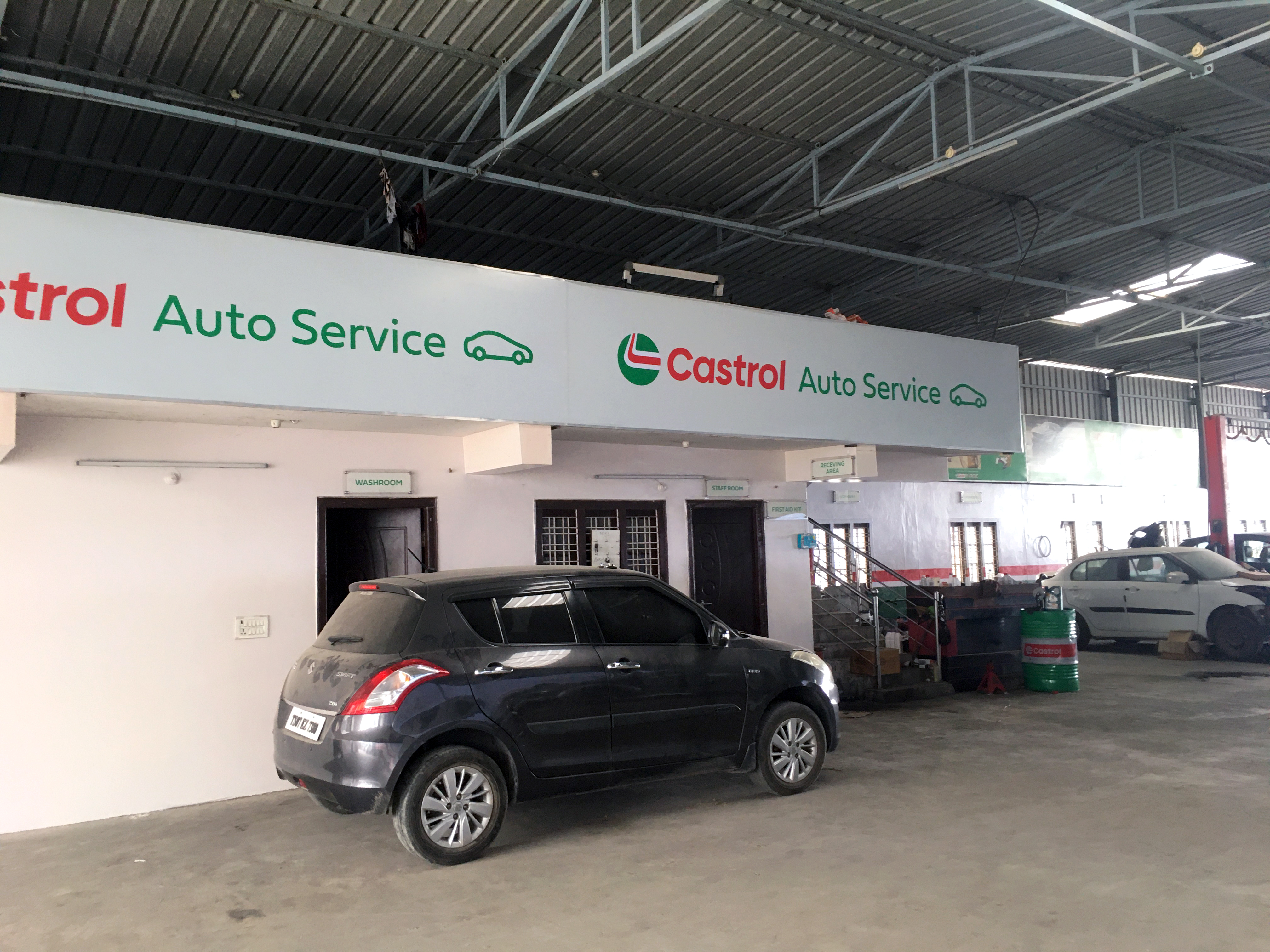 Castrol Auto Service - Muthangi, Medak