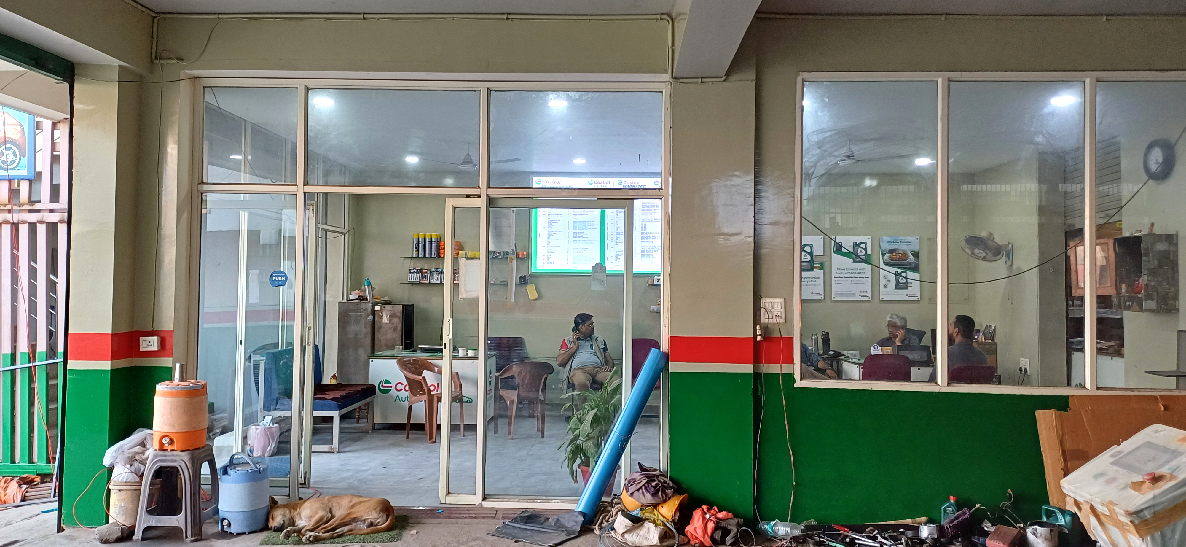 Castrol Auto Service - Bara Road, Rewa