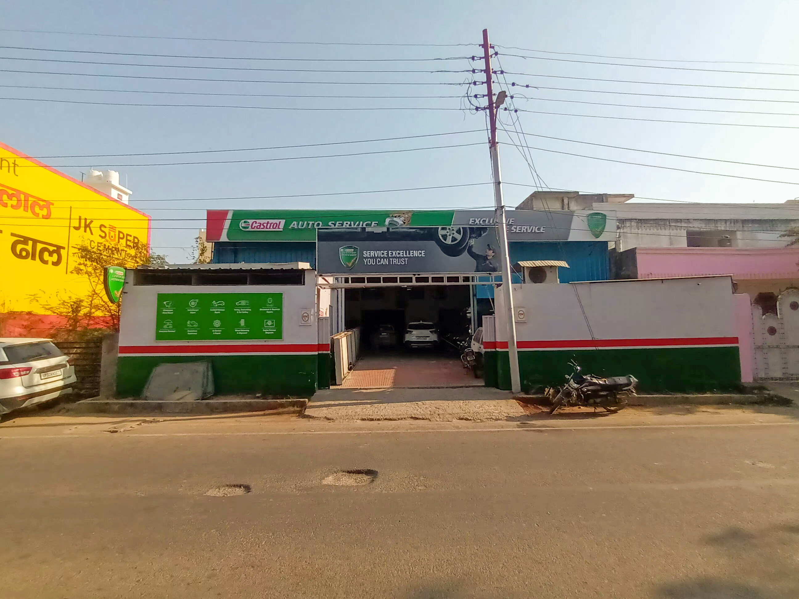 Castrol Auto Service - Shaheed Path, Lucknow