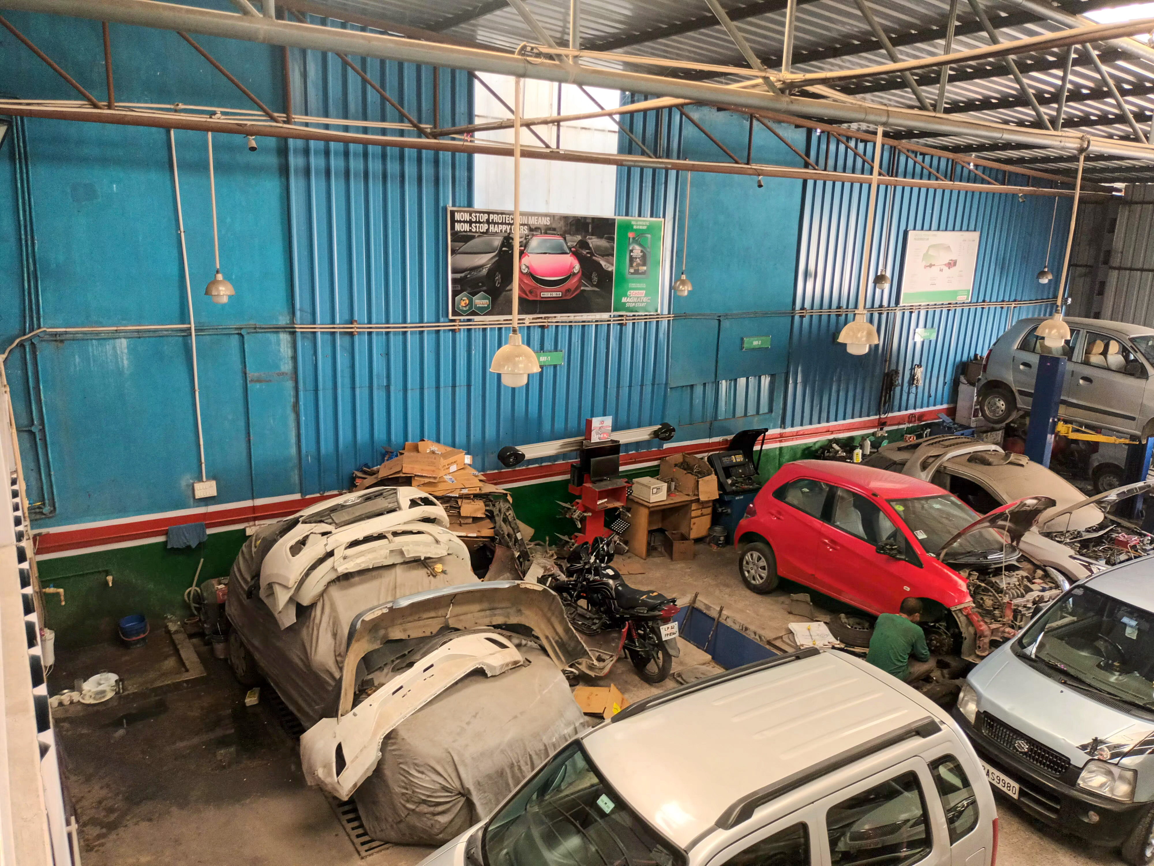 Castrol Auto Service - Shaheed Path, Lucknow