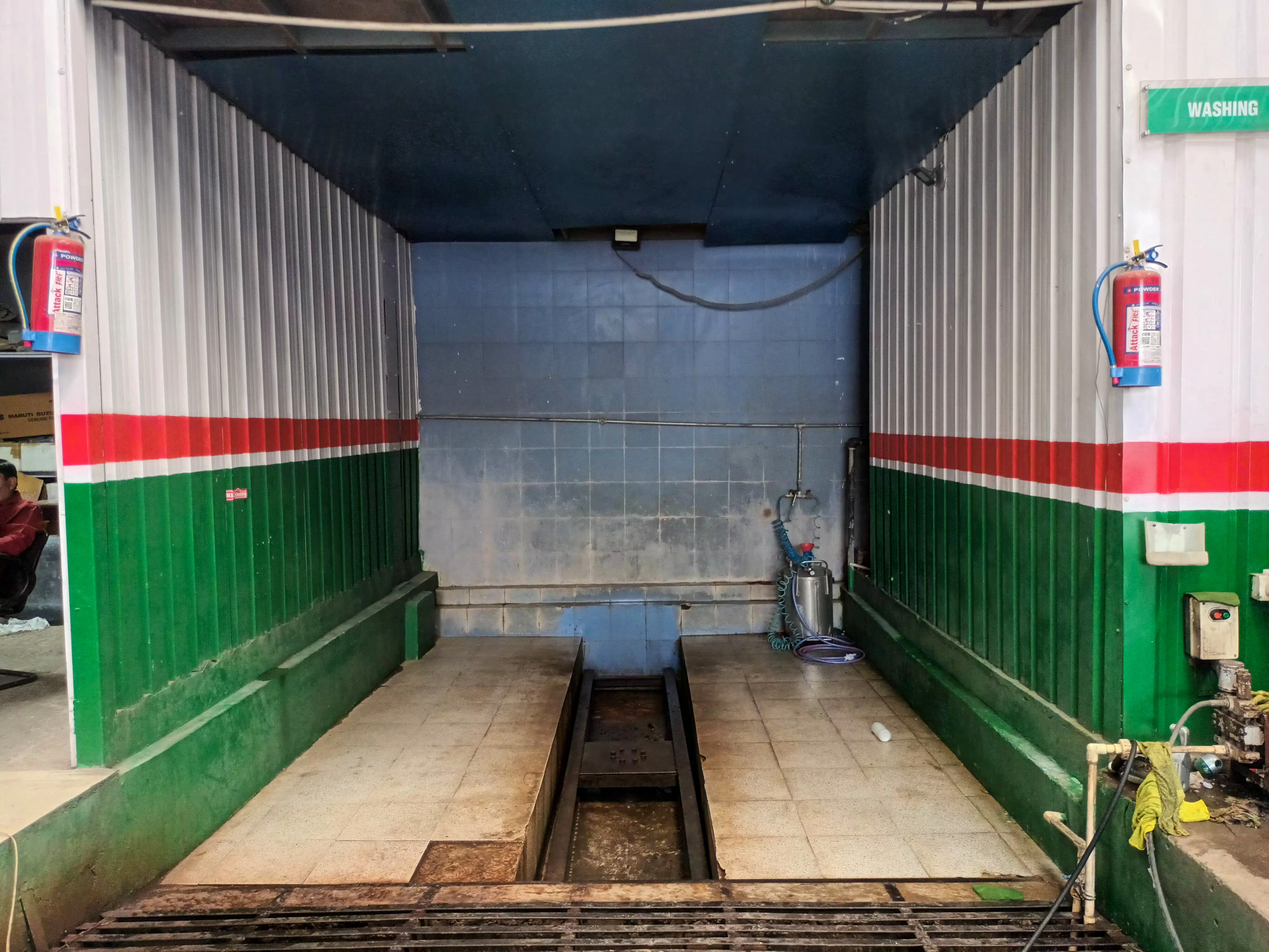 Castrol Auto Service - Shaheed Path, Lucknow