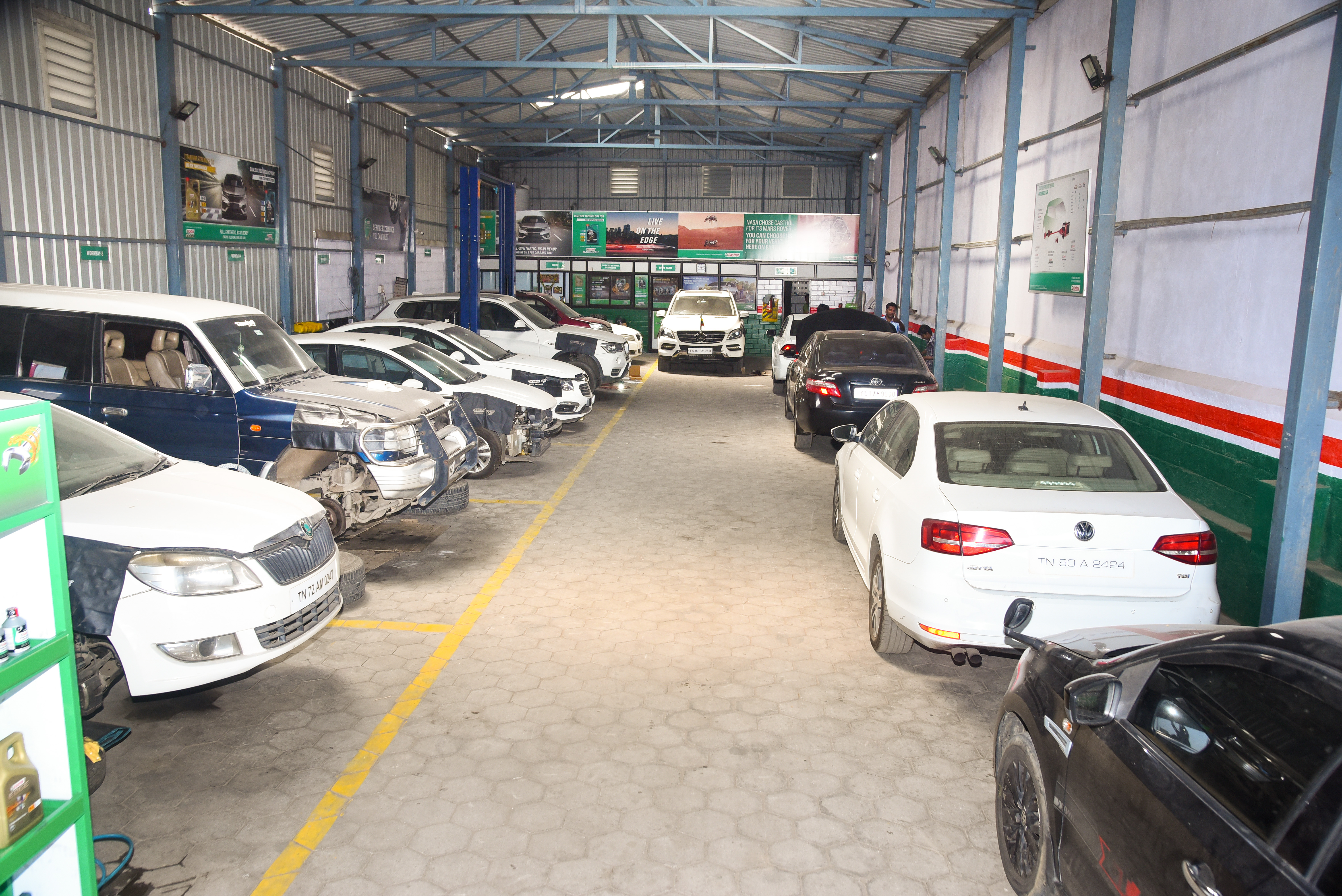 Castrol Auto Service - Kondalampatty, Salem