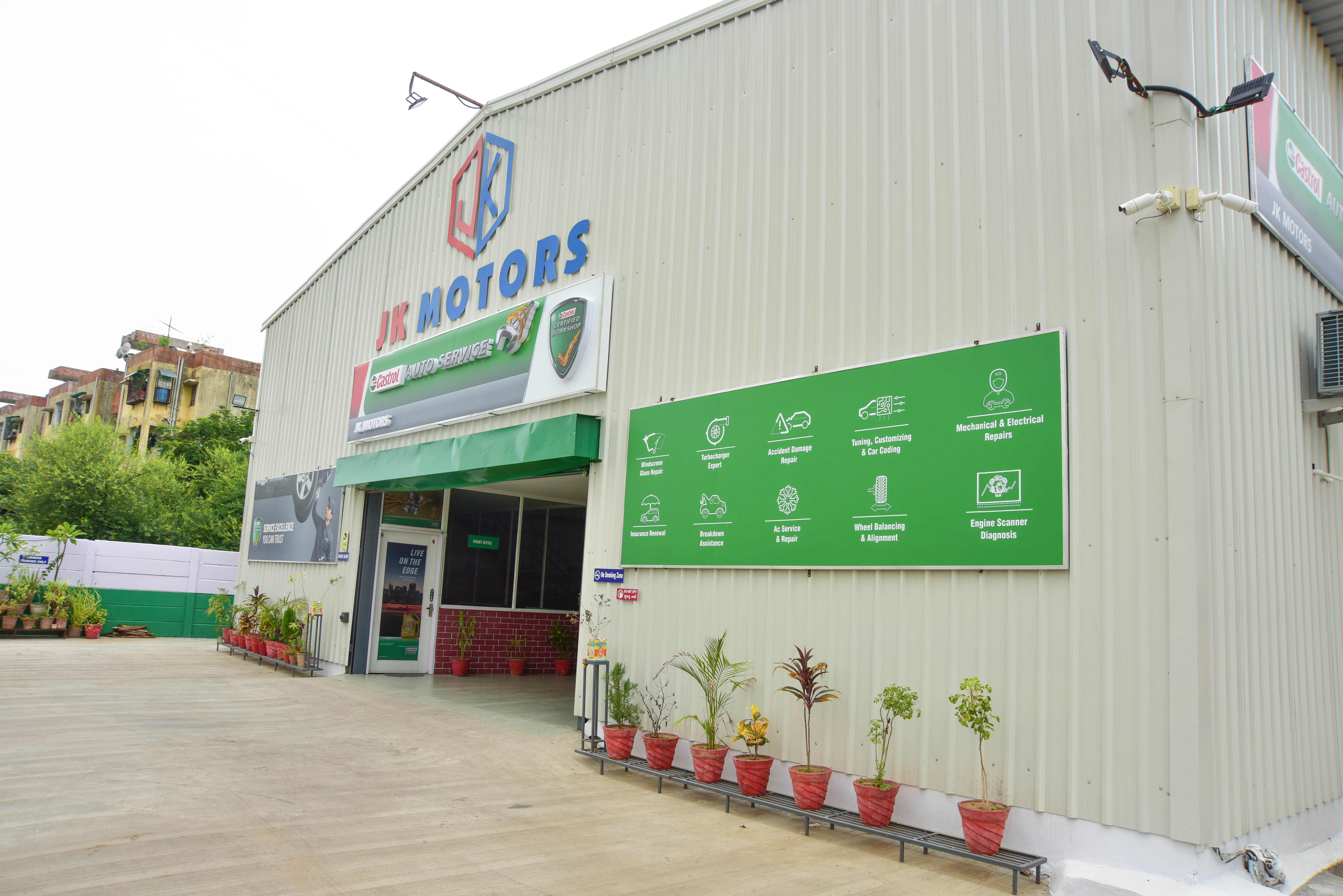 Castrol Auto Service - Vasna Bhayli Road, Vadodara