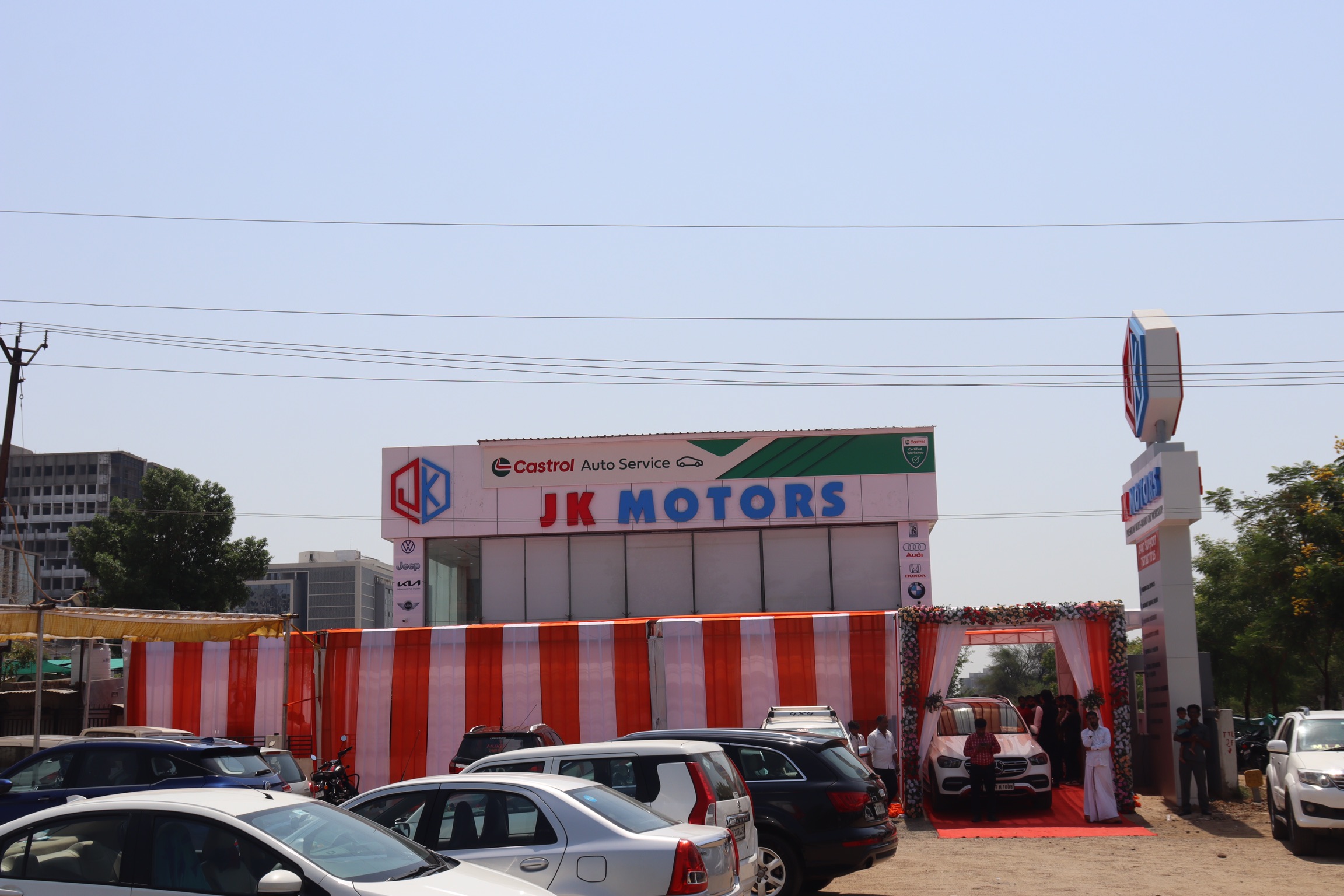 Castrol Auto Service - Vasna Bhayli Road, Vadodara