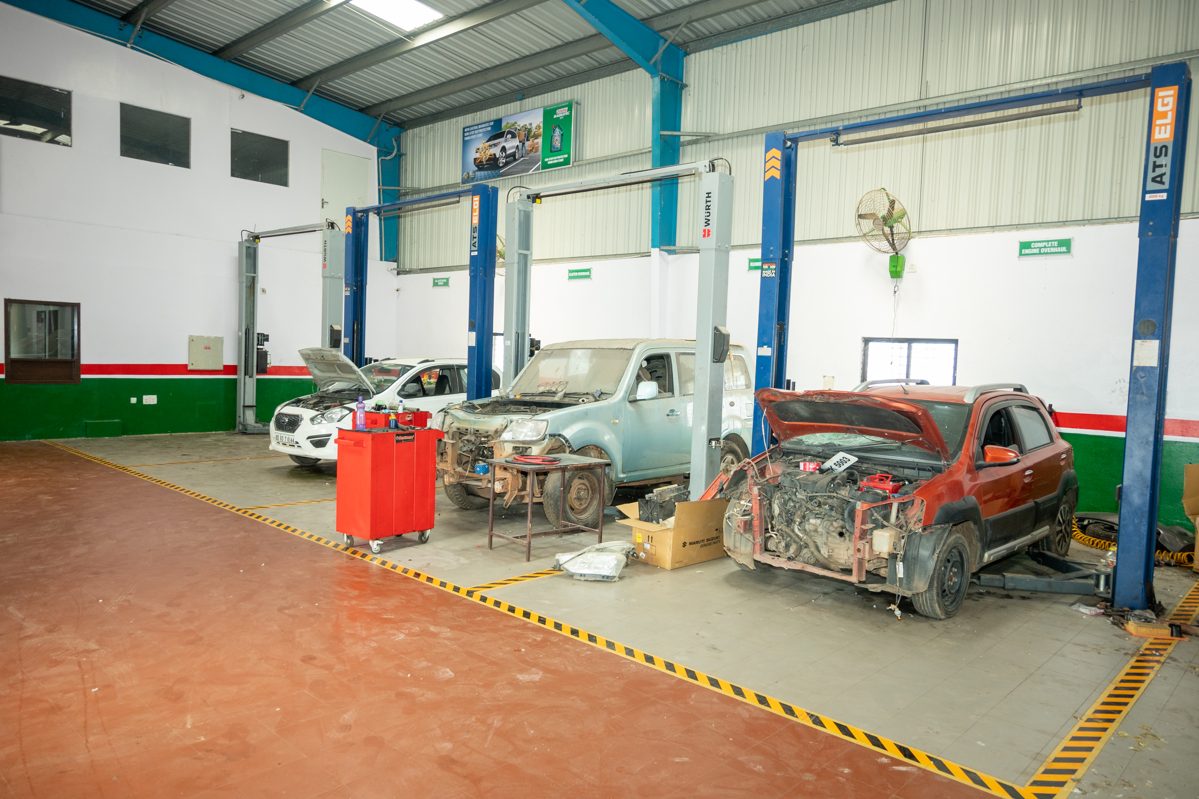 Castrol Auto Service - Chauliaganj Main Road, Cuttack