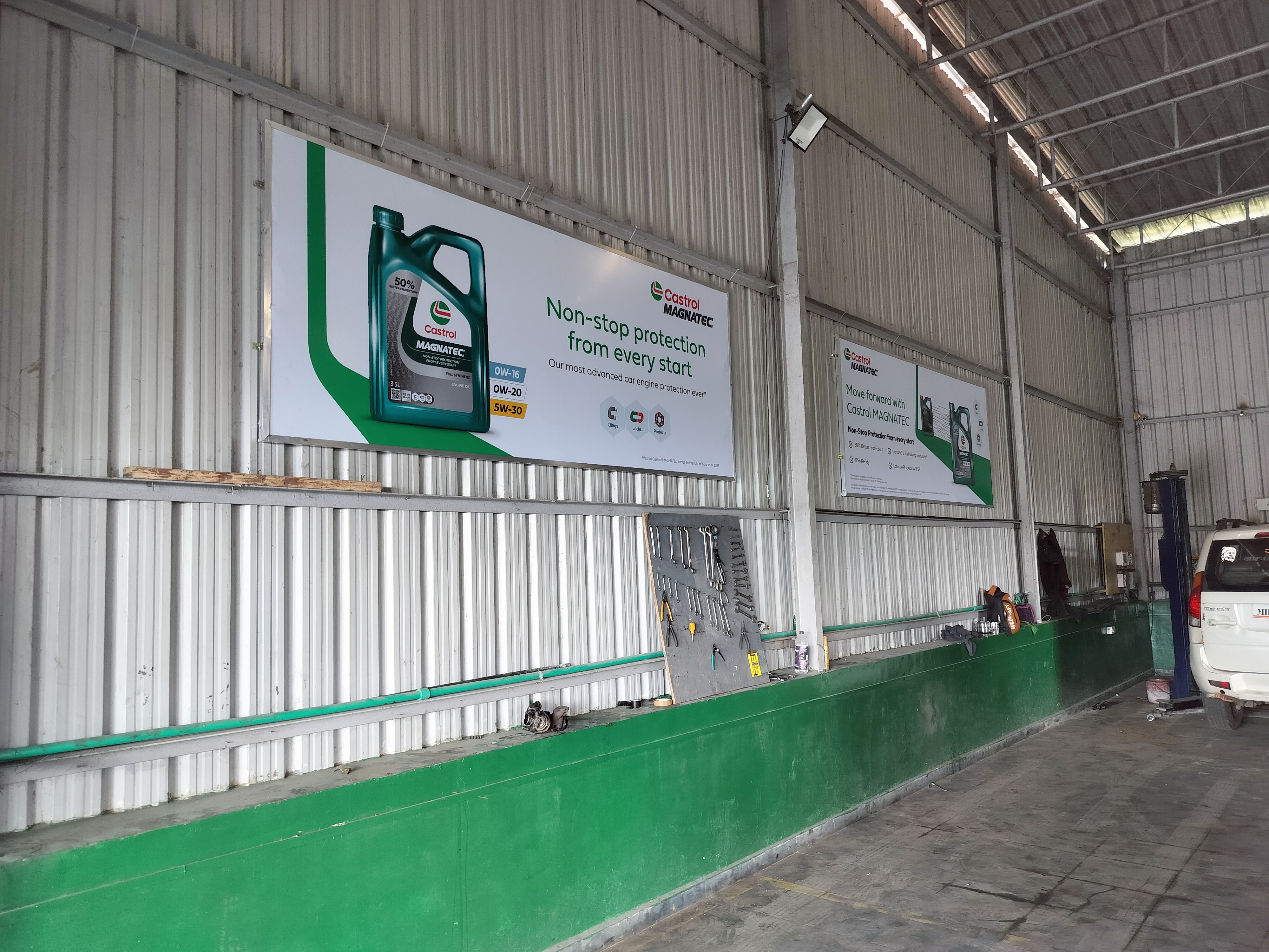 Castrol Auto Service - Wadhe, Satara
