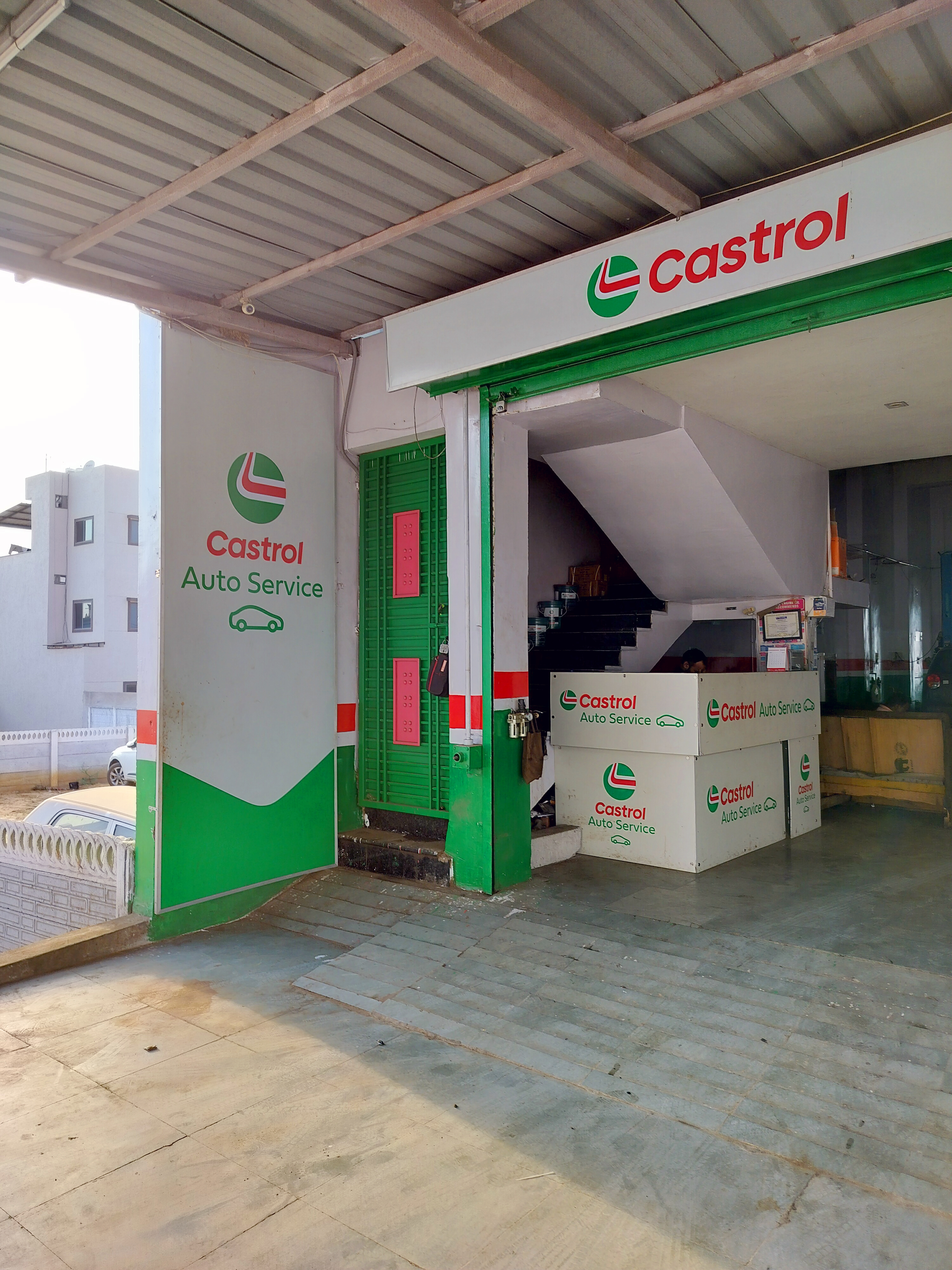 Castrol Auto Service - Railway Gate Rasuliya, Narmadapuram