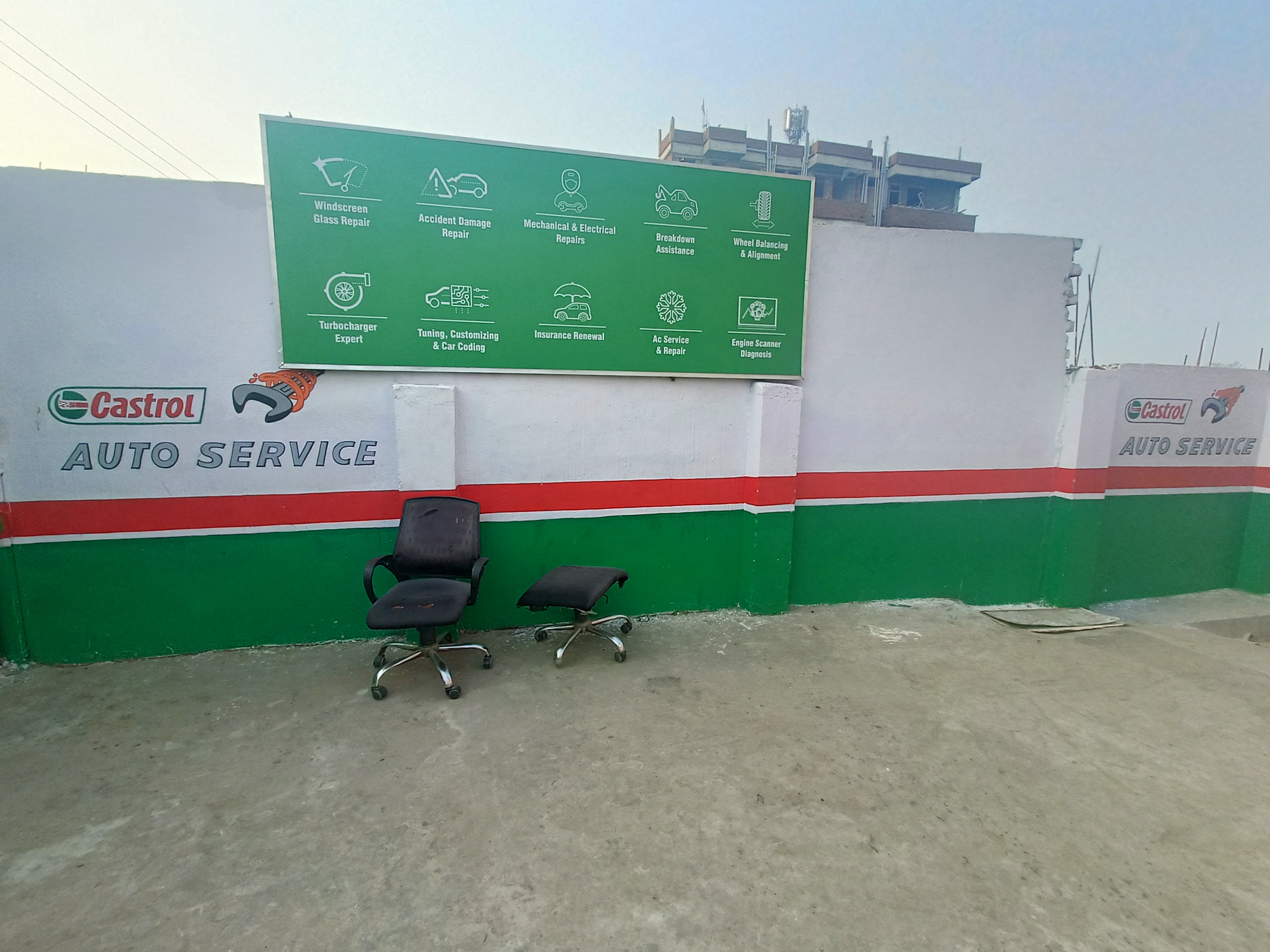Castrol Auto Service - Phaijawa, Patna