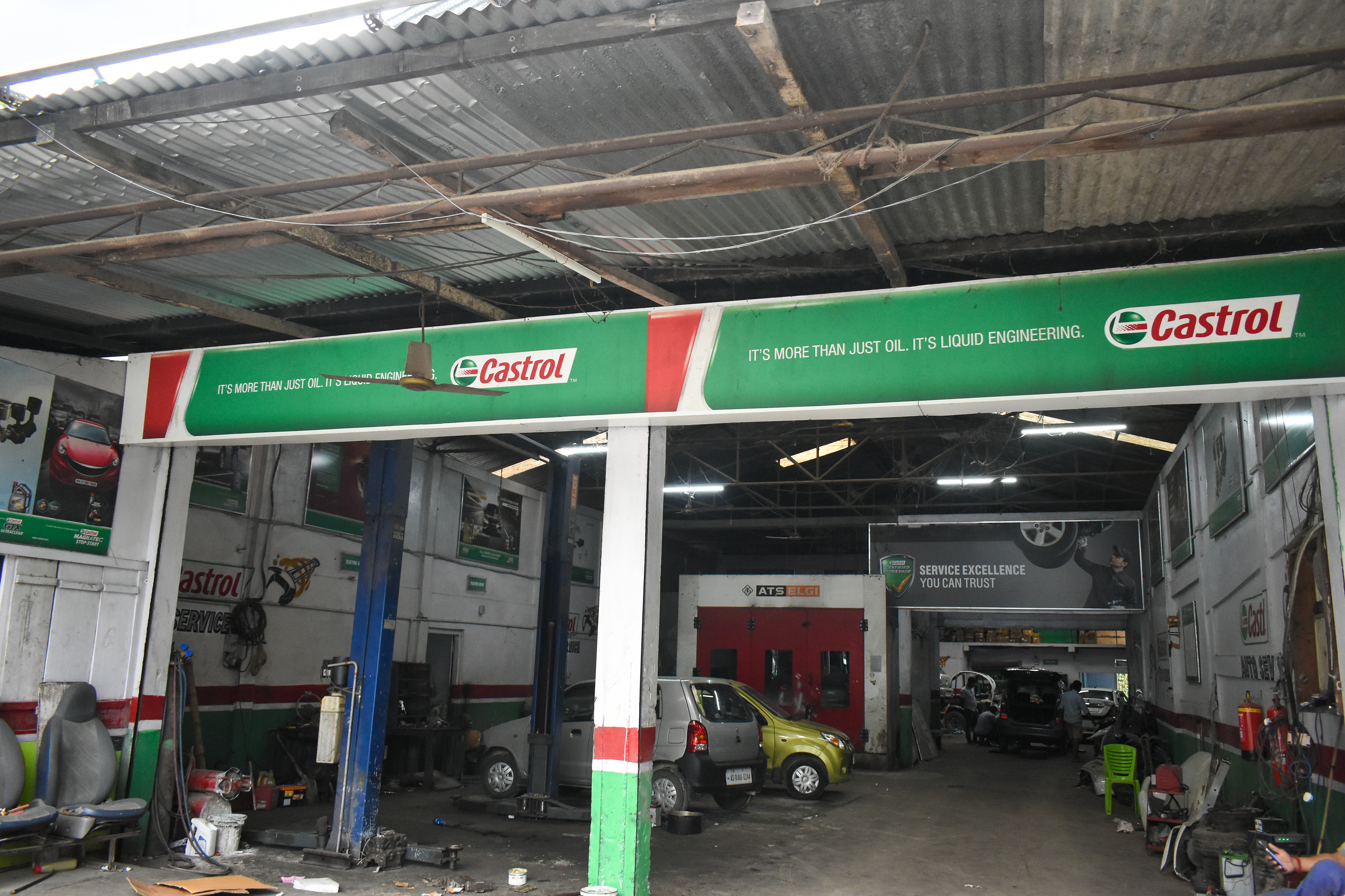 Castrol Auto Service - Barjar, Nalbari