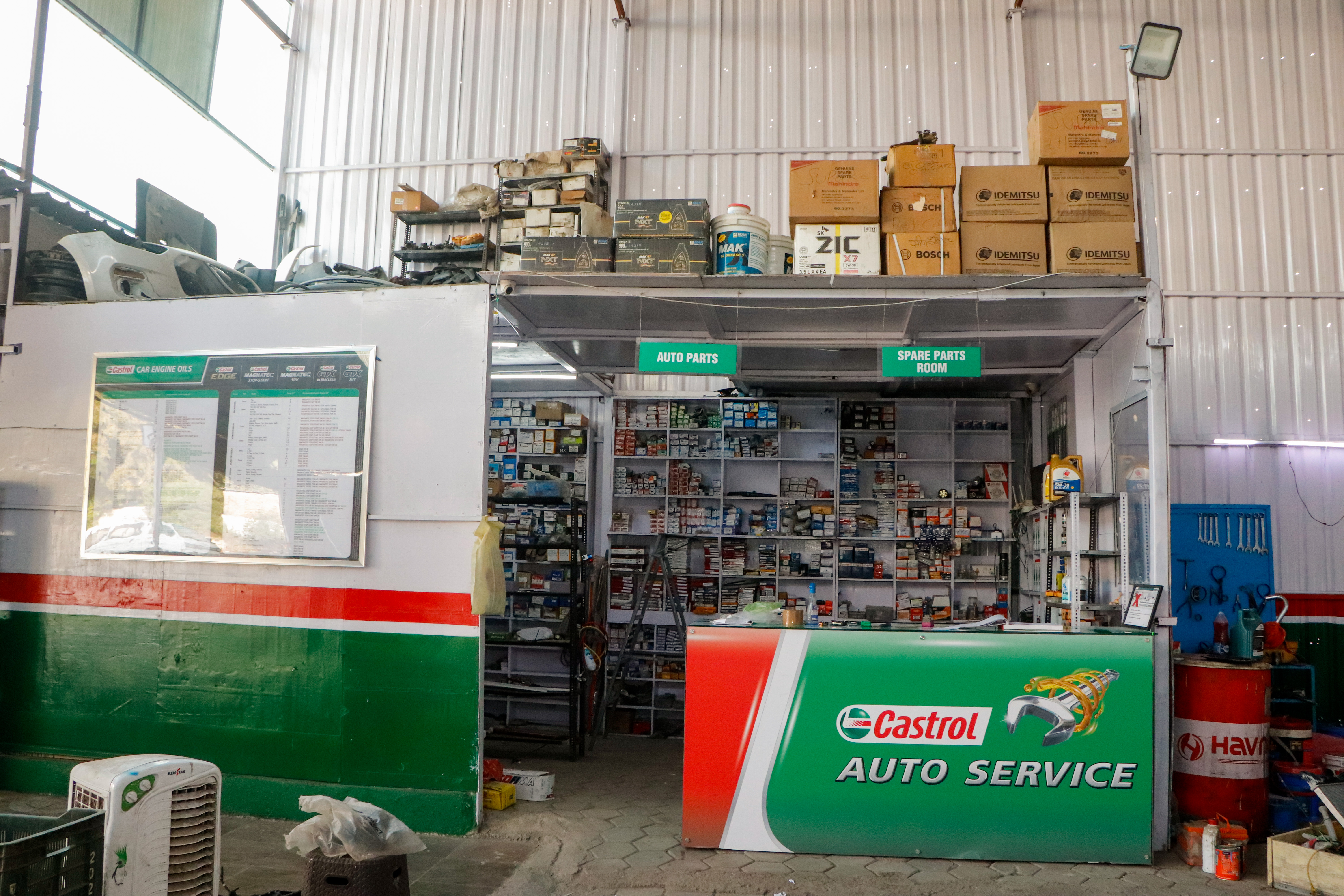 Castrol Auto Service - Mangliya, Indore
