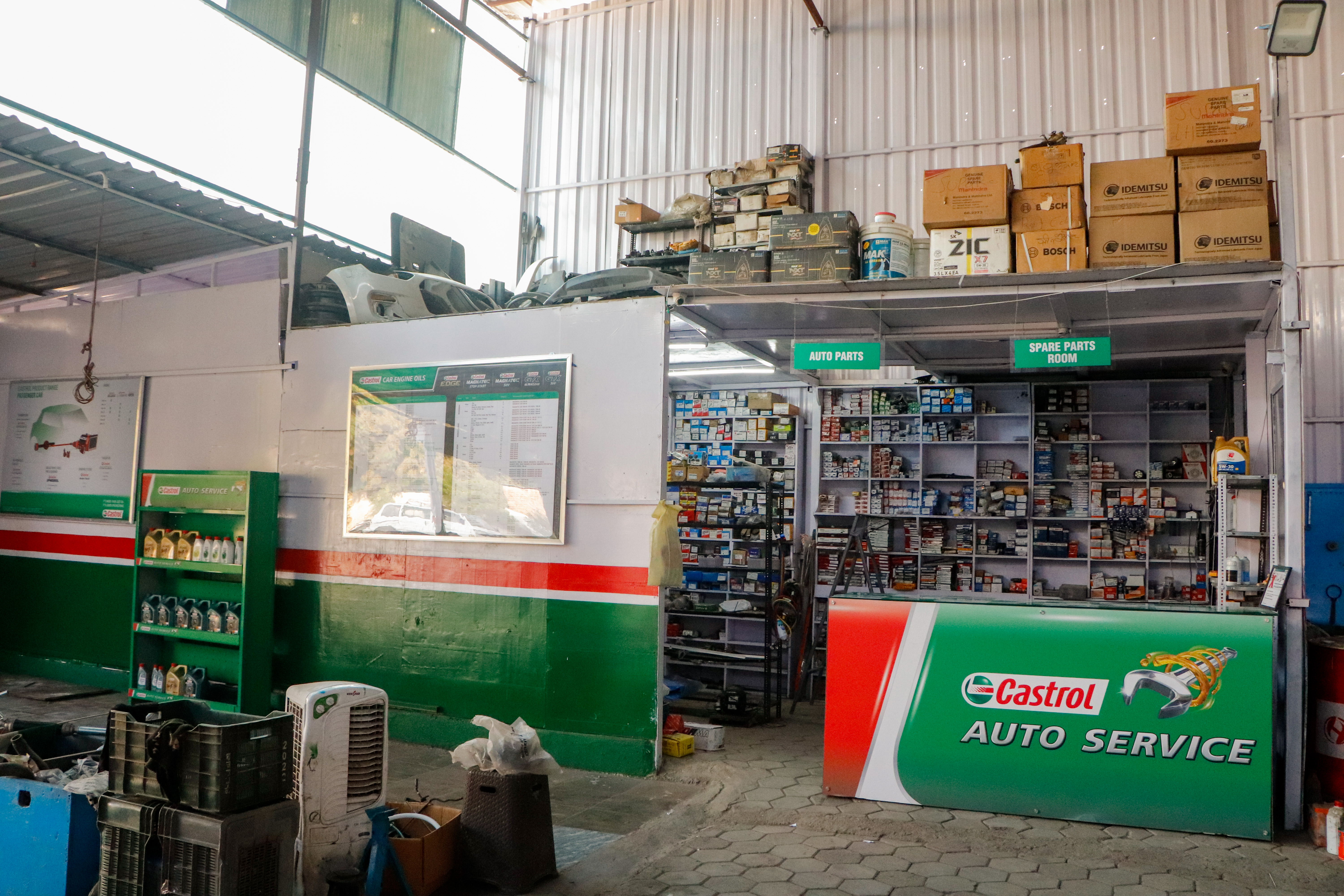 Castrol Auto Service - Mangliya, Indore