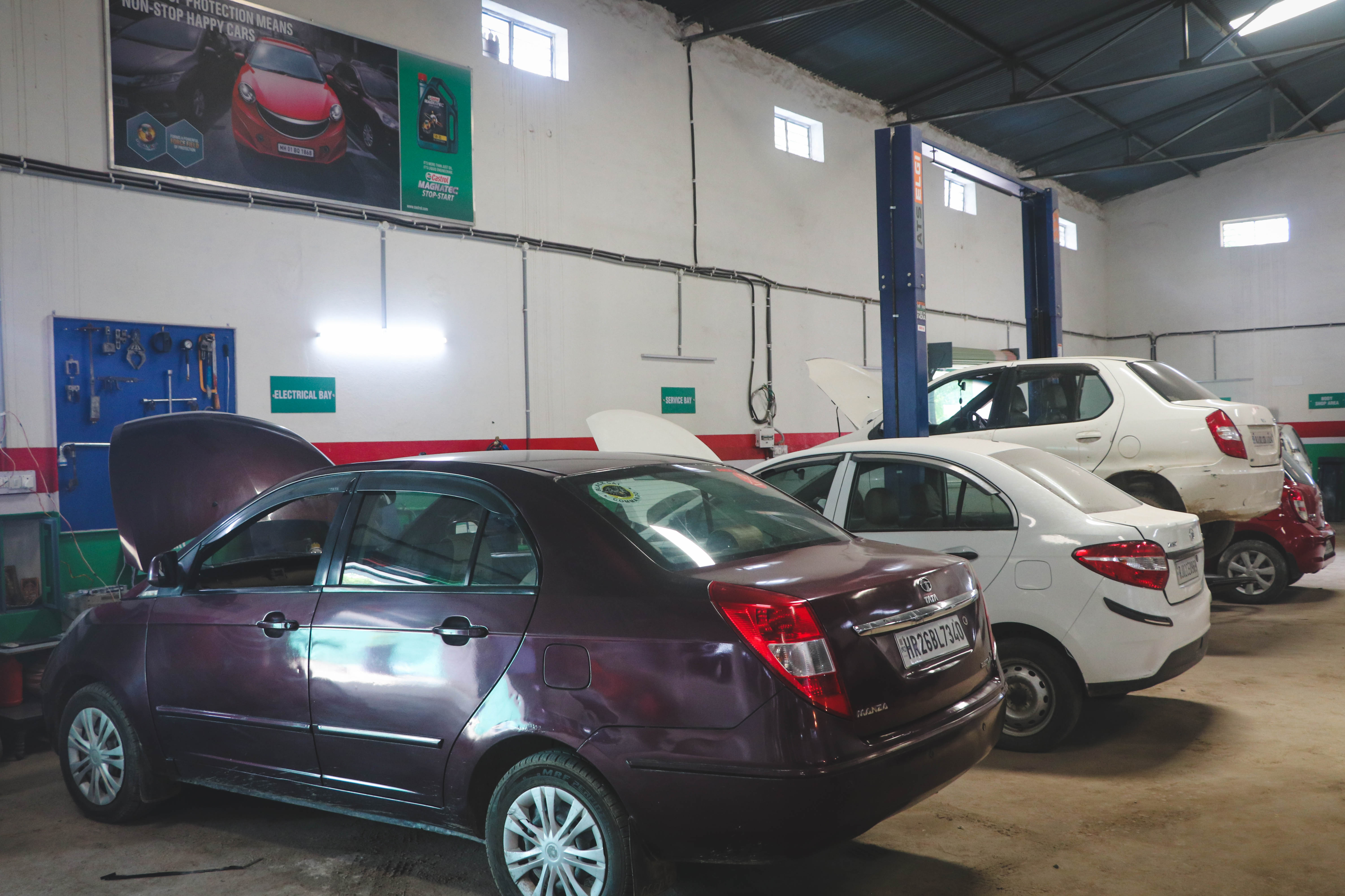Castrol Auto Service - Fauji Colony, Alwar