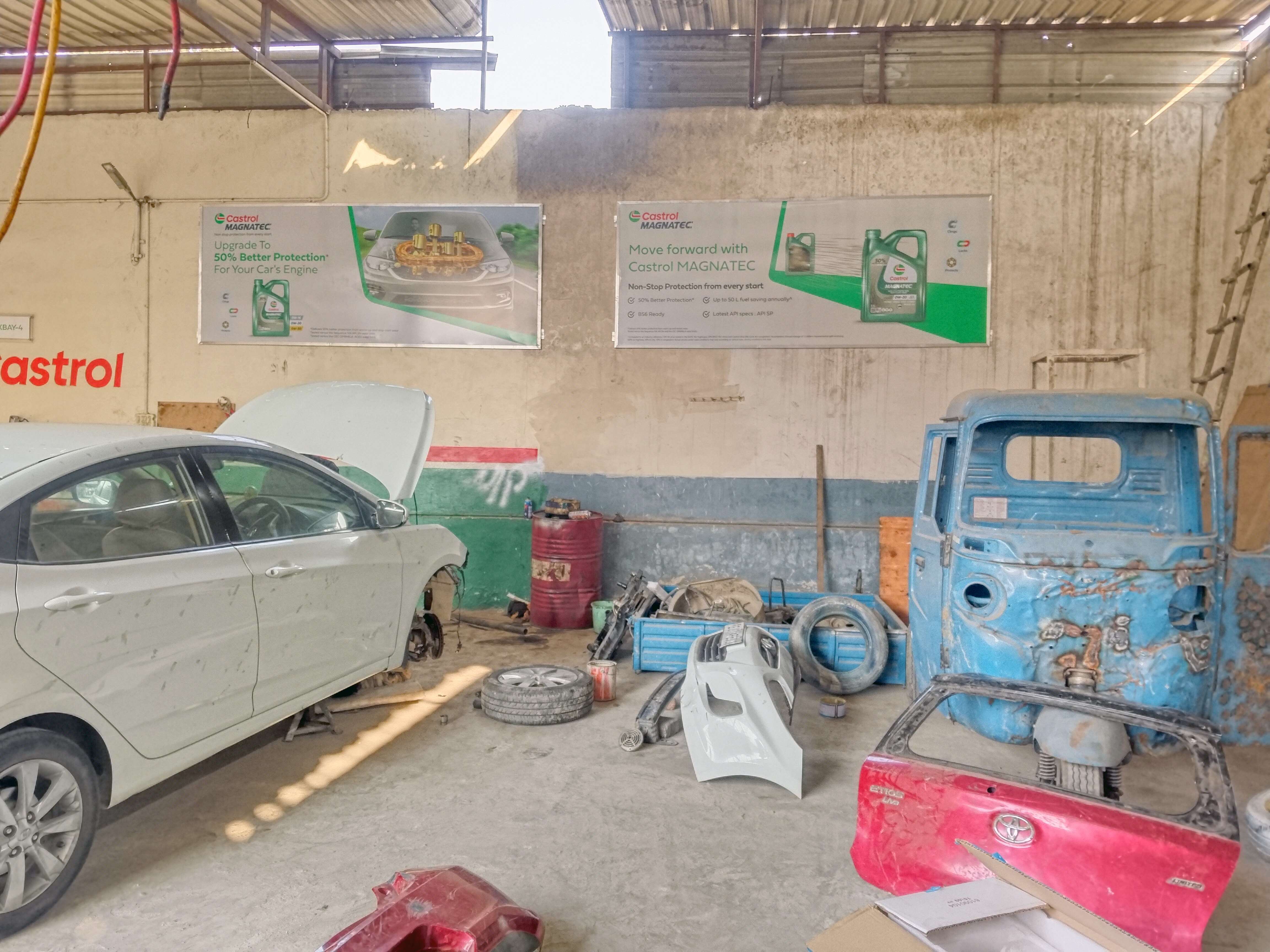 Castrol Auto Service - Lakri Fazalpur, Moradabad