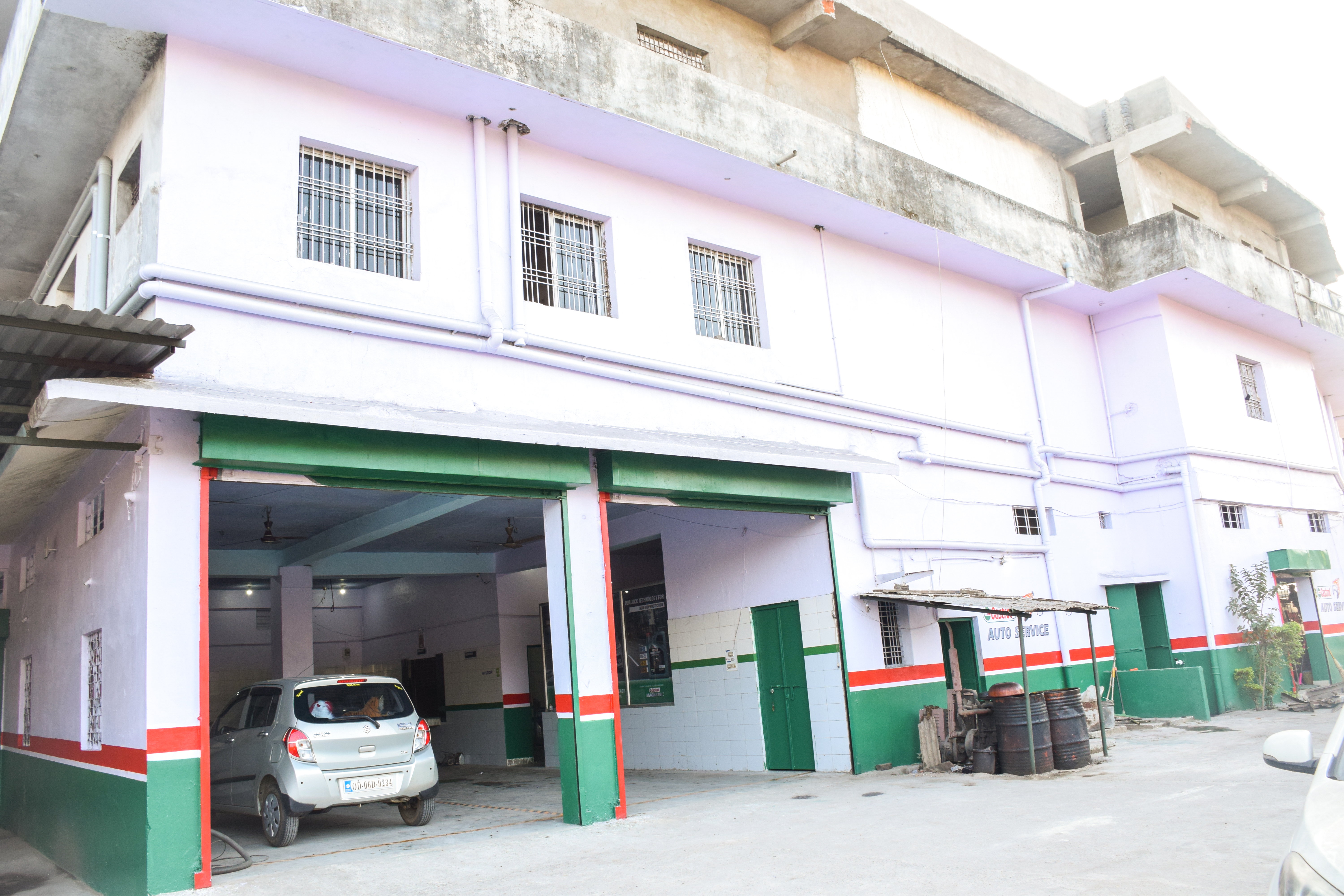 Castrol Auto Service - Badmal, Jharsuguda