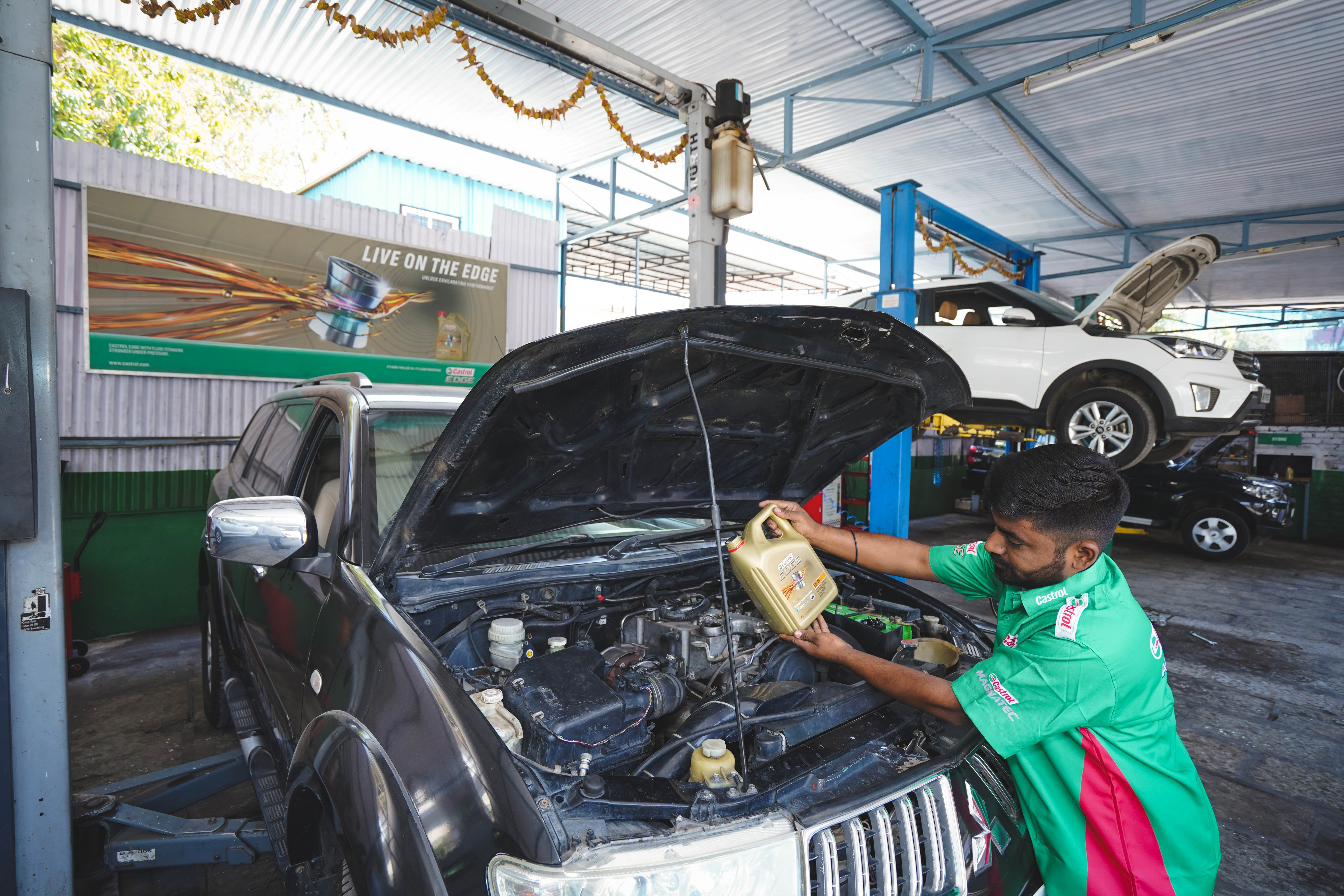 Castrol Auto Service - Vishal Nagar, Pune