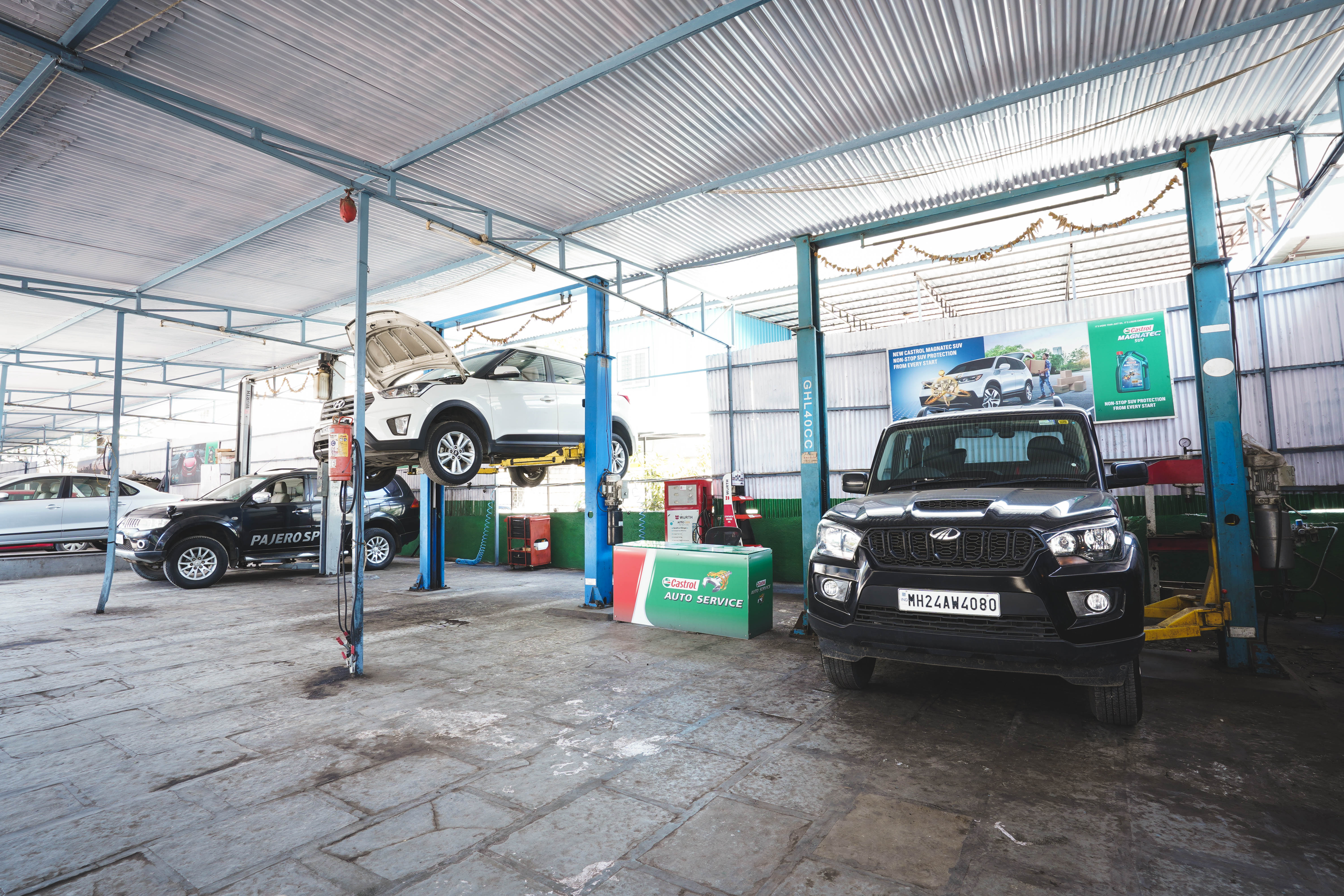 Castrol Auto Service - Vishal Nagar, Pune