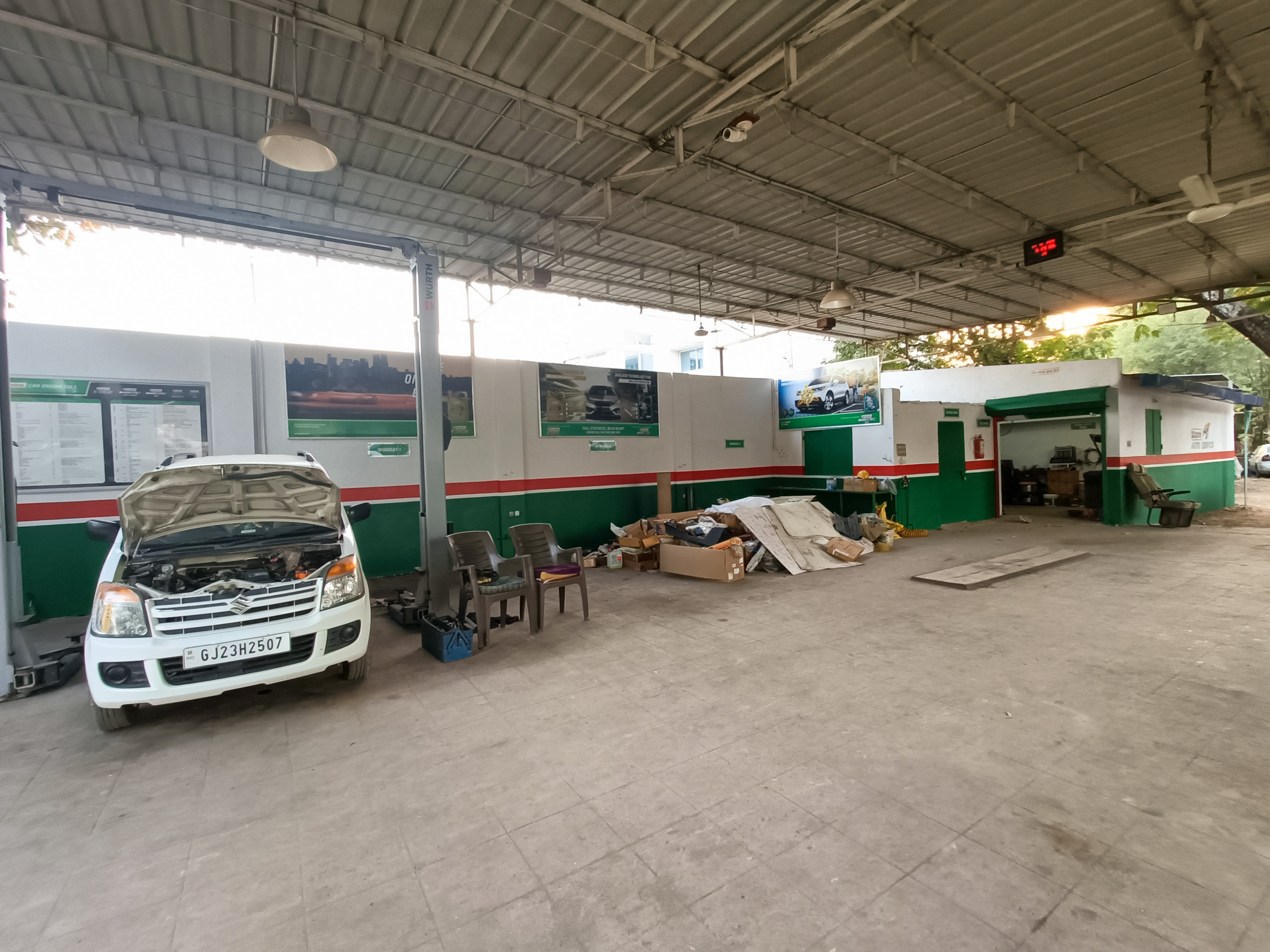 Castrol Auto Service - Mission Colony, Borsad