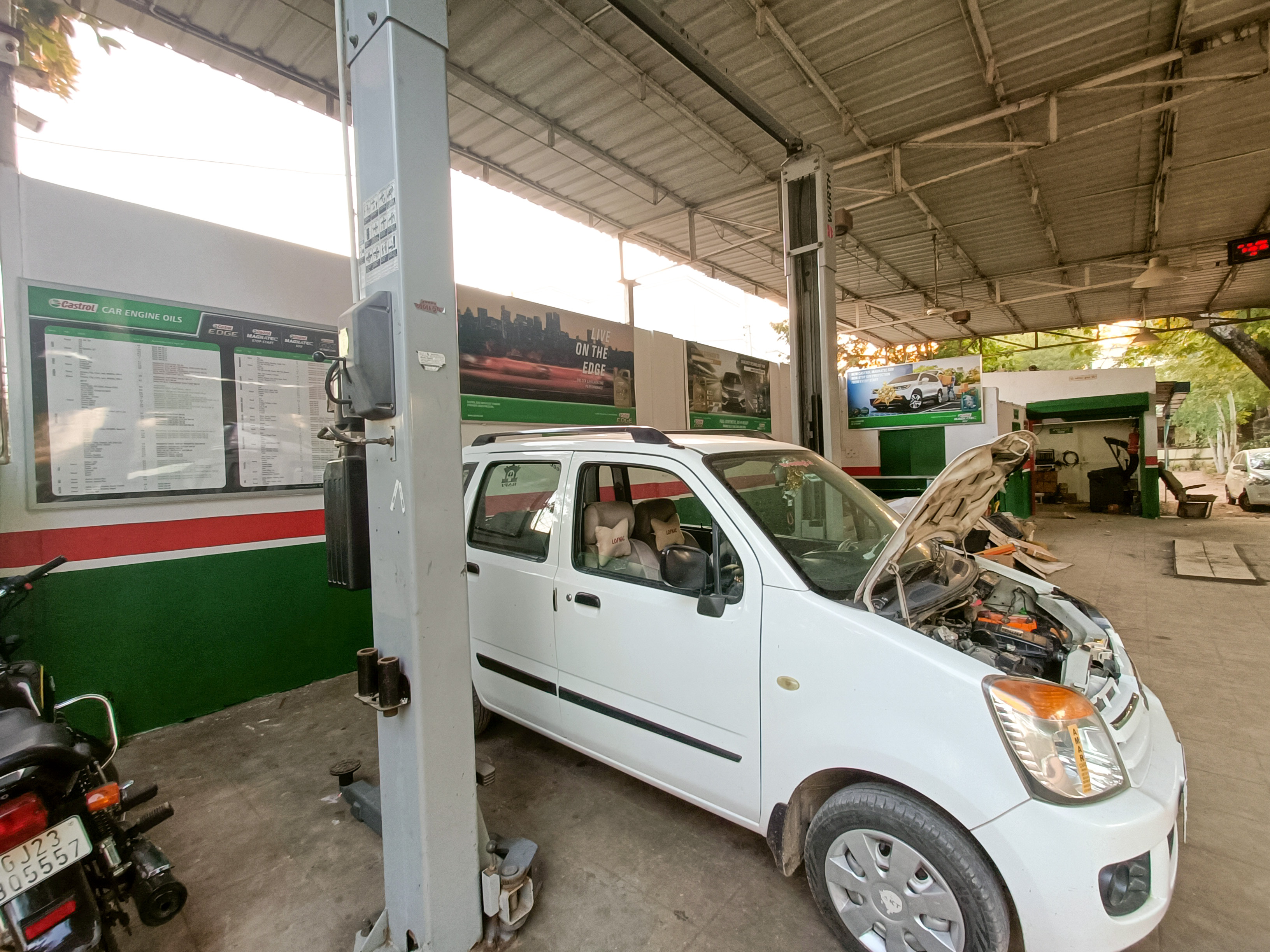 Castrol Auto Service - Mission Colony, Borsad