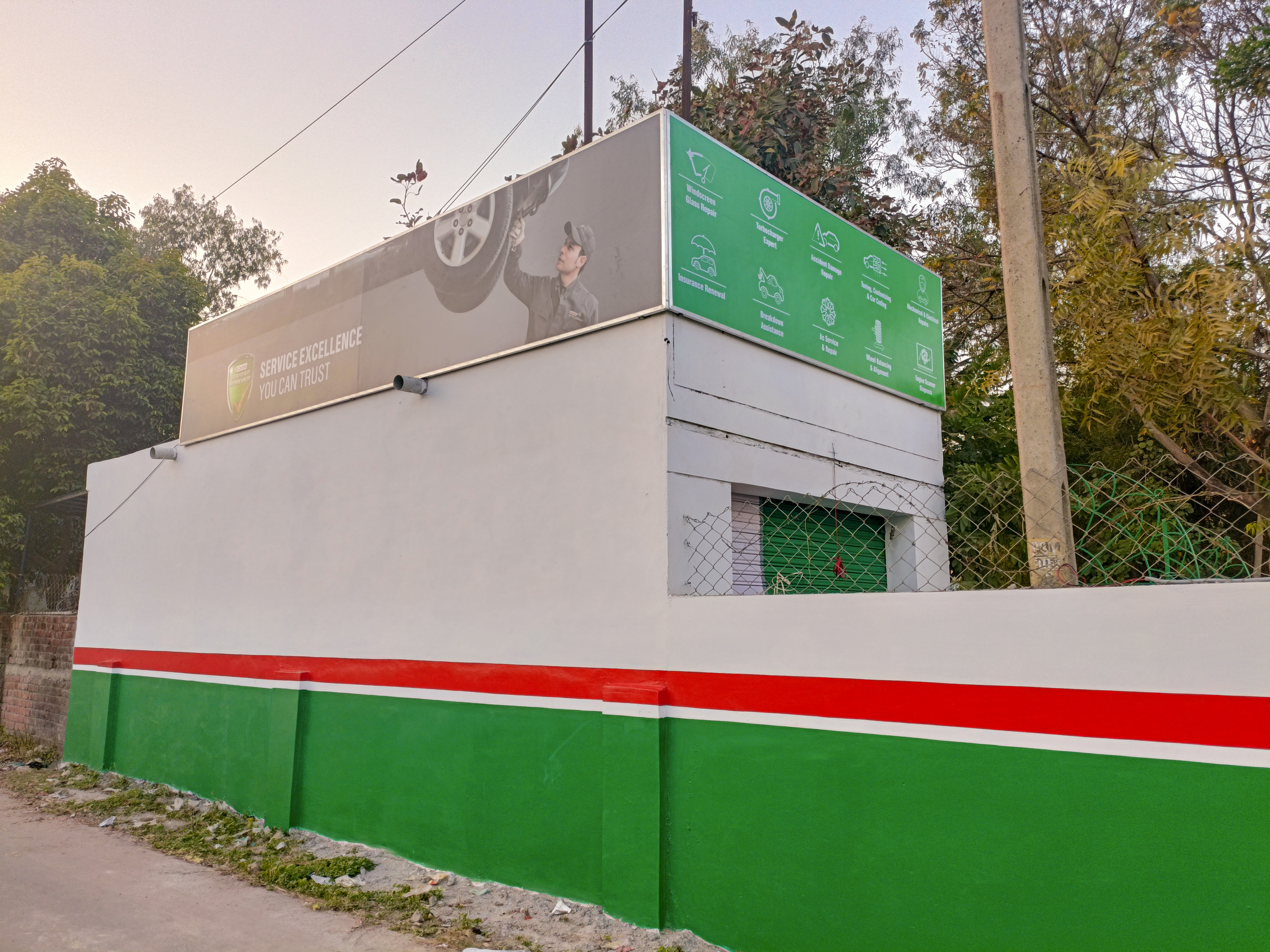 Castrol Auto Service - Mission Colony, Borsad