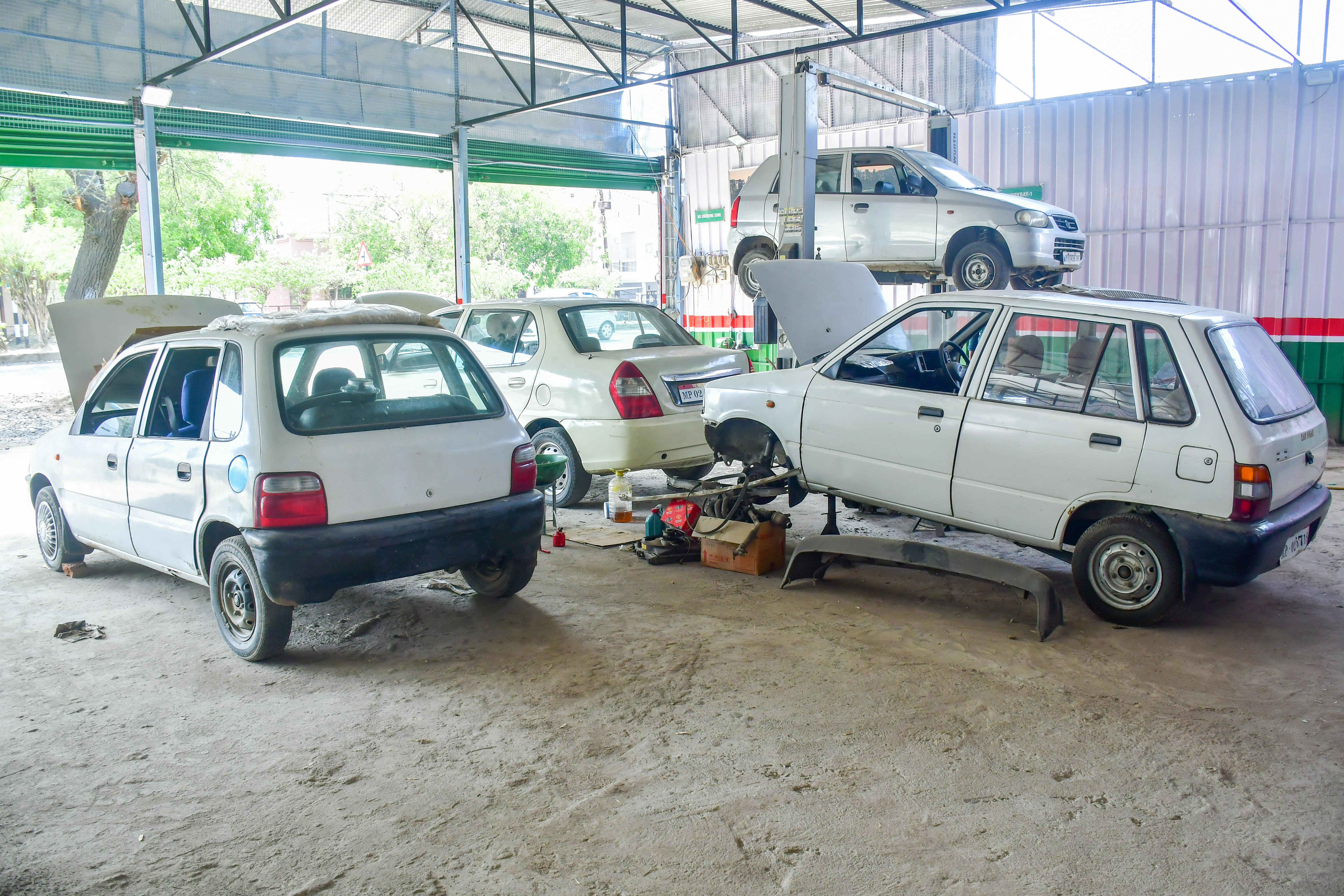 Castrol Auto Service - Bagsewaniya, Bhopal