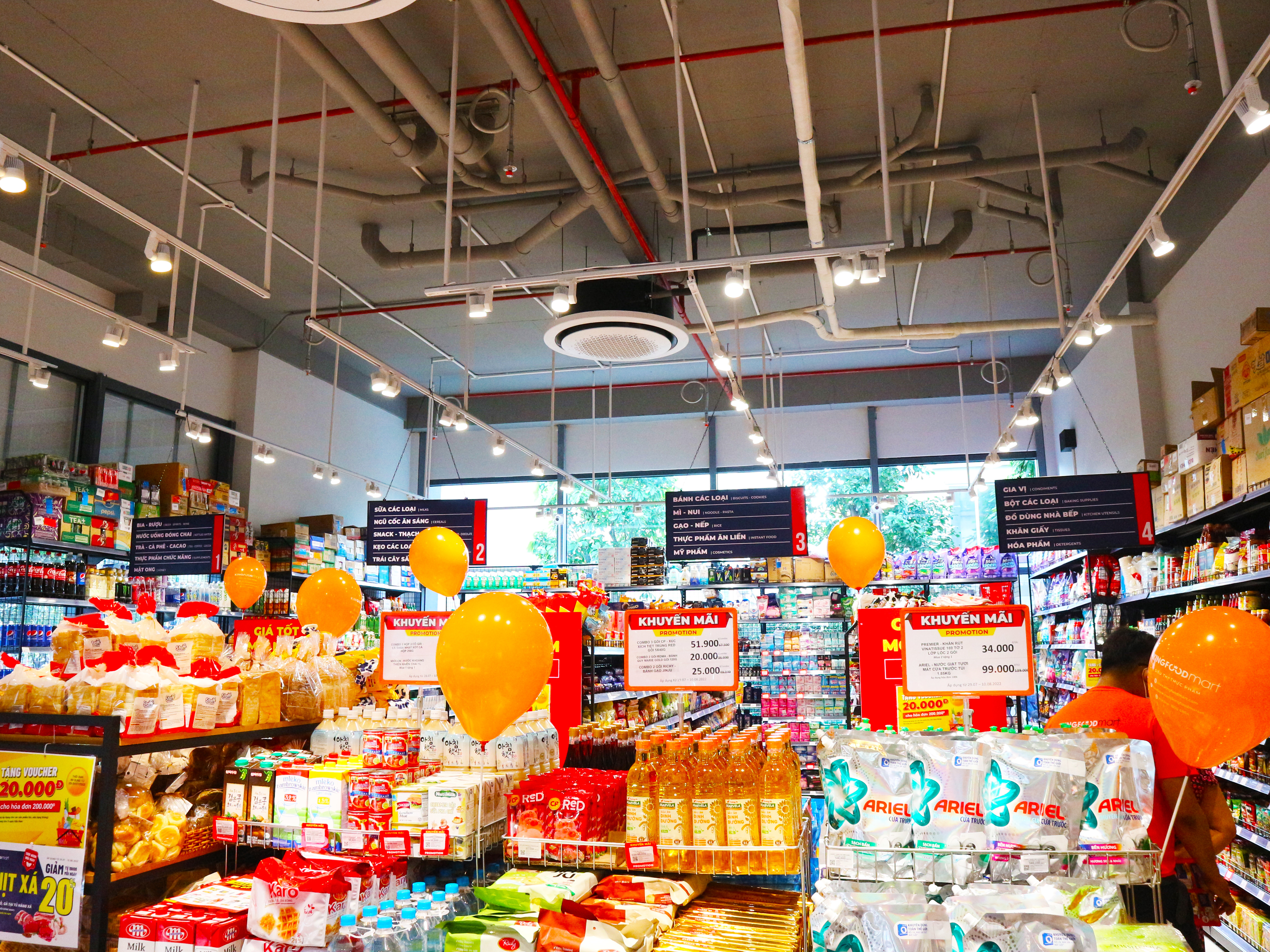 Kingfoodmart - Phường Xóm Chiếu, Hồ Chí Minh