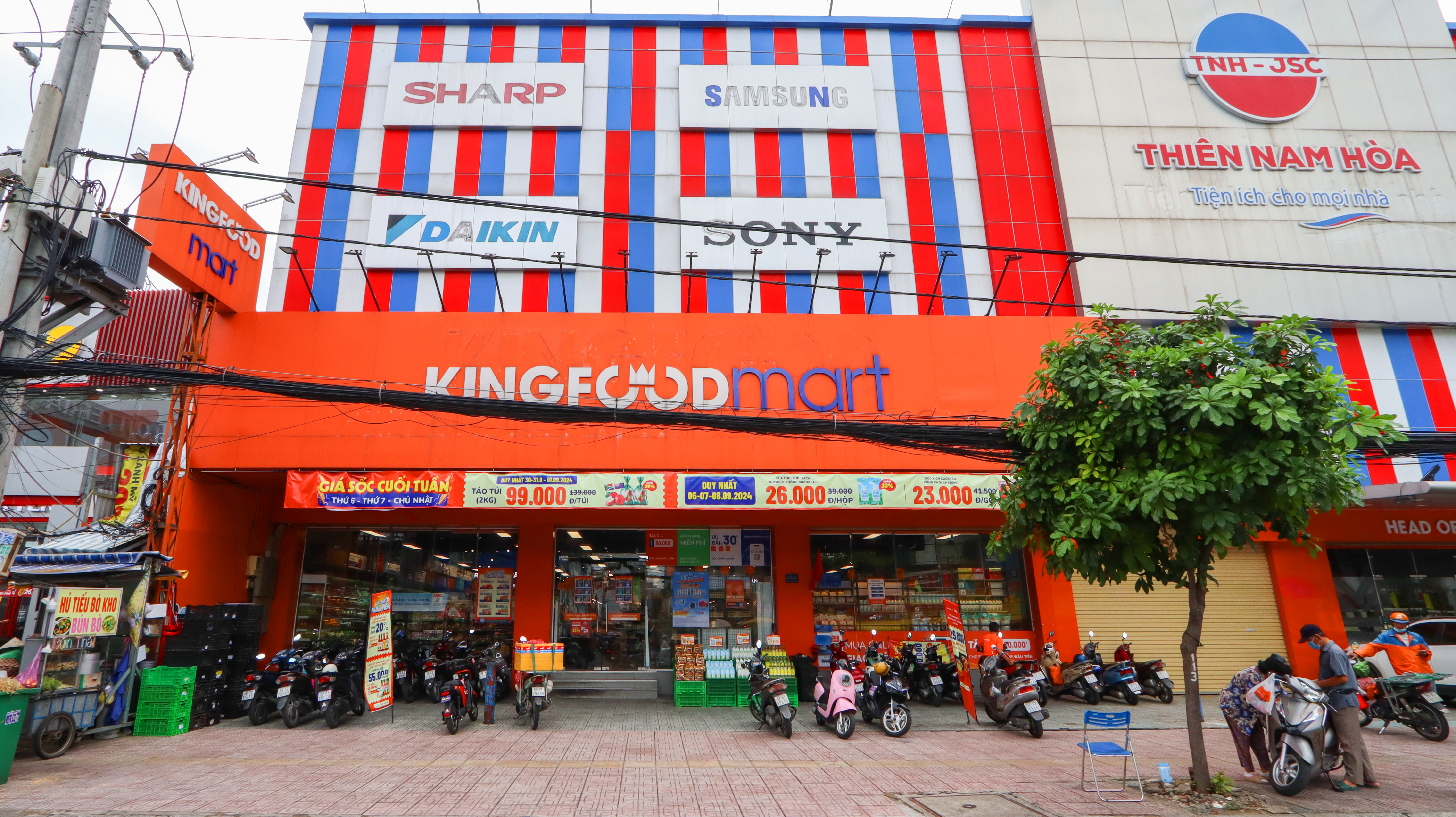 Kingfoodmart - Phường Tân Thuận, Hồ Chí Minh