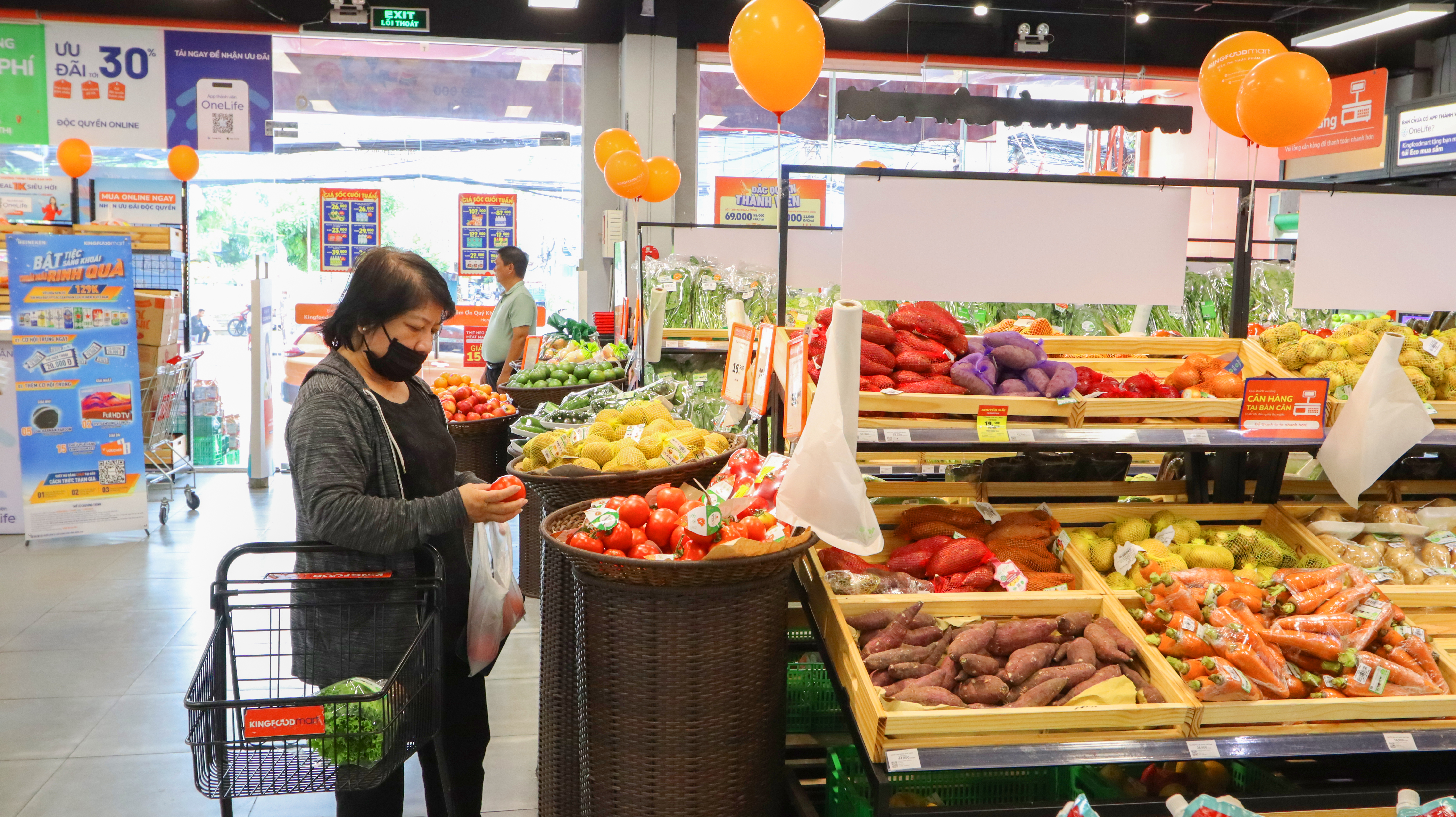 Kingfoodmart - Phường Tân Thuận, Hồ Chí Minh