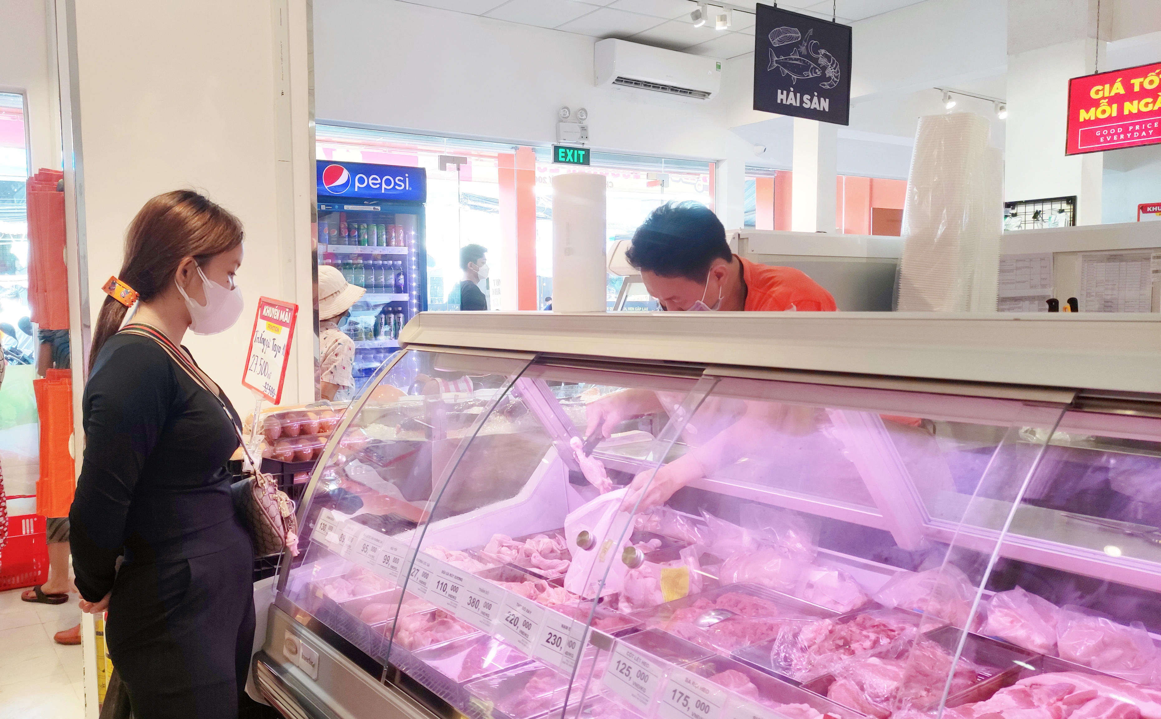 Kingfoodmart - Phường Tân Thuận, Hồ Chí Minh