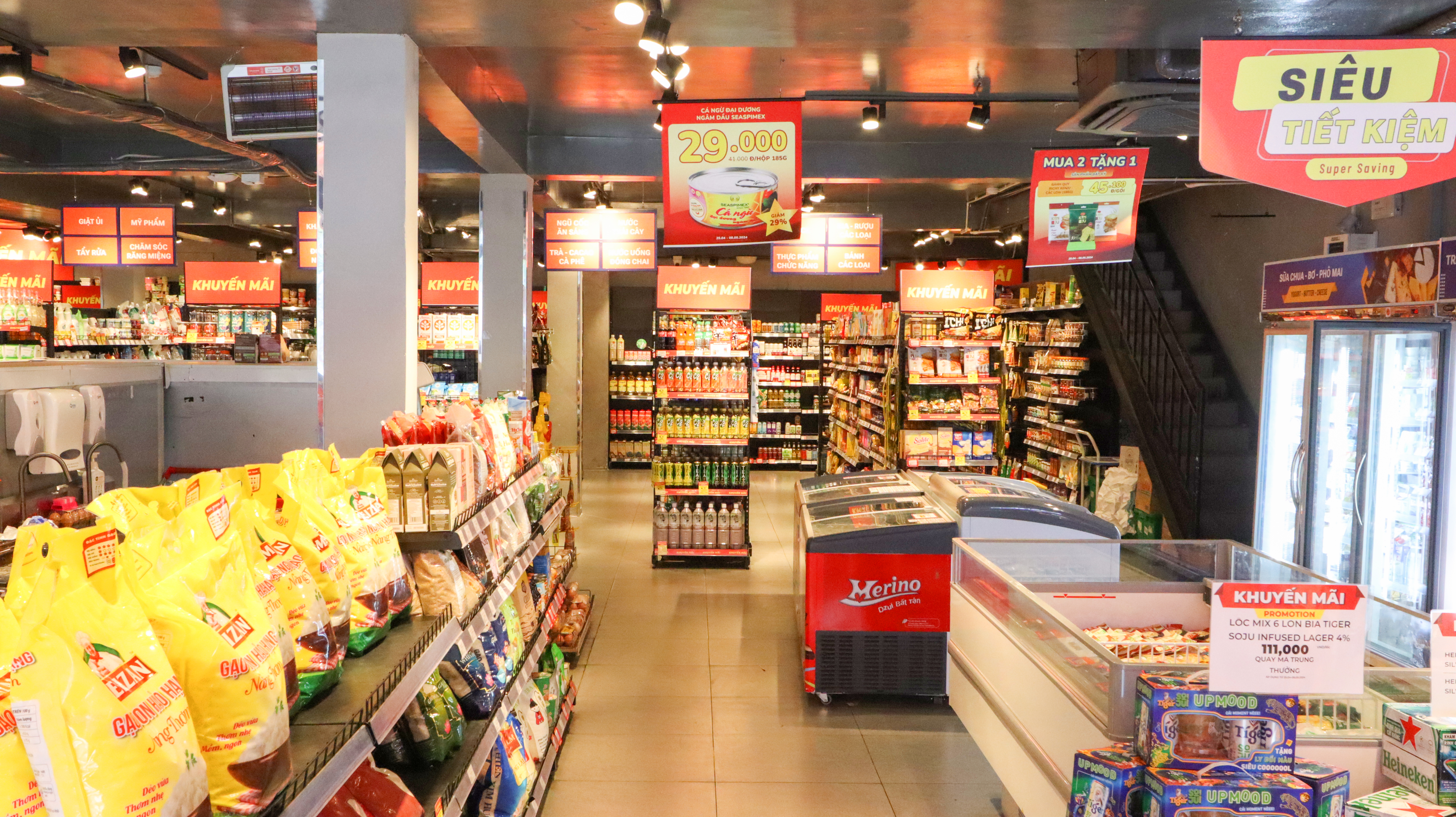 Kingfoodmart - Phường Tân Thuận, Hồ Chí Minh