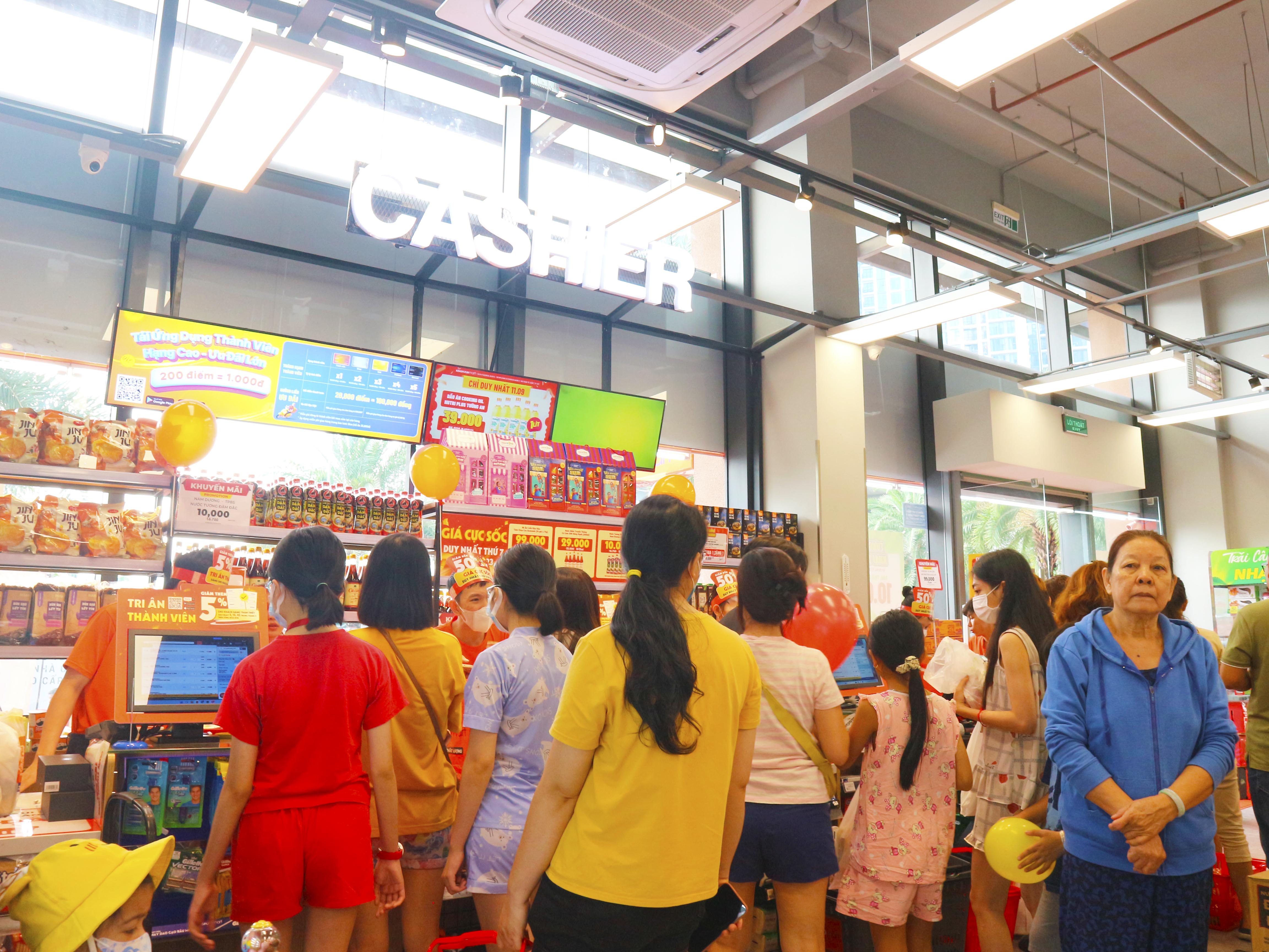 Kingfoodmart - Phường Tân Thuận, Hồ Chí Minh