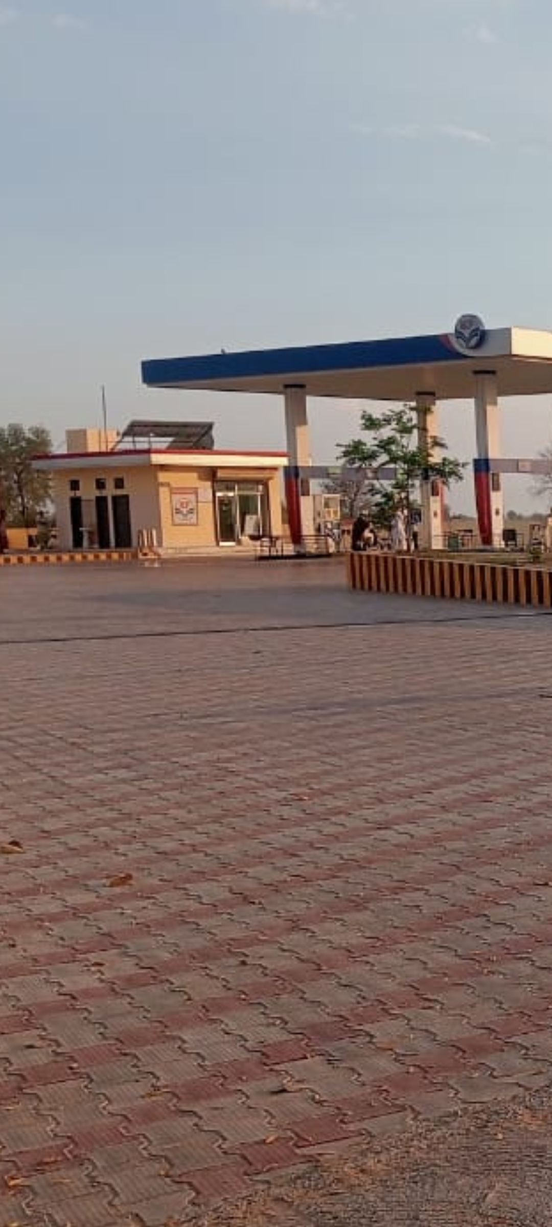 Hindustan Petroleum Corporation Limited - 73 Np, Sriganganagar