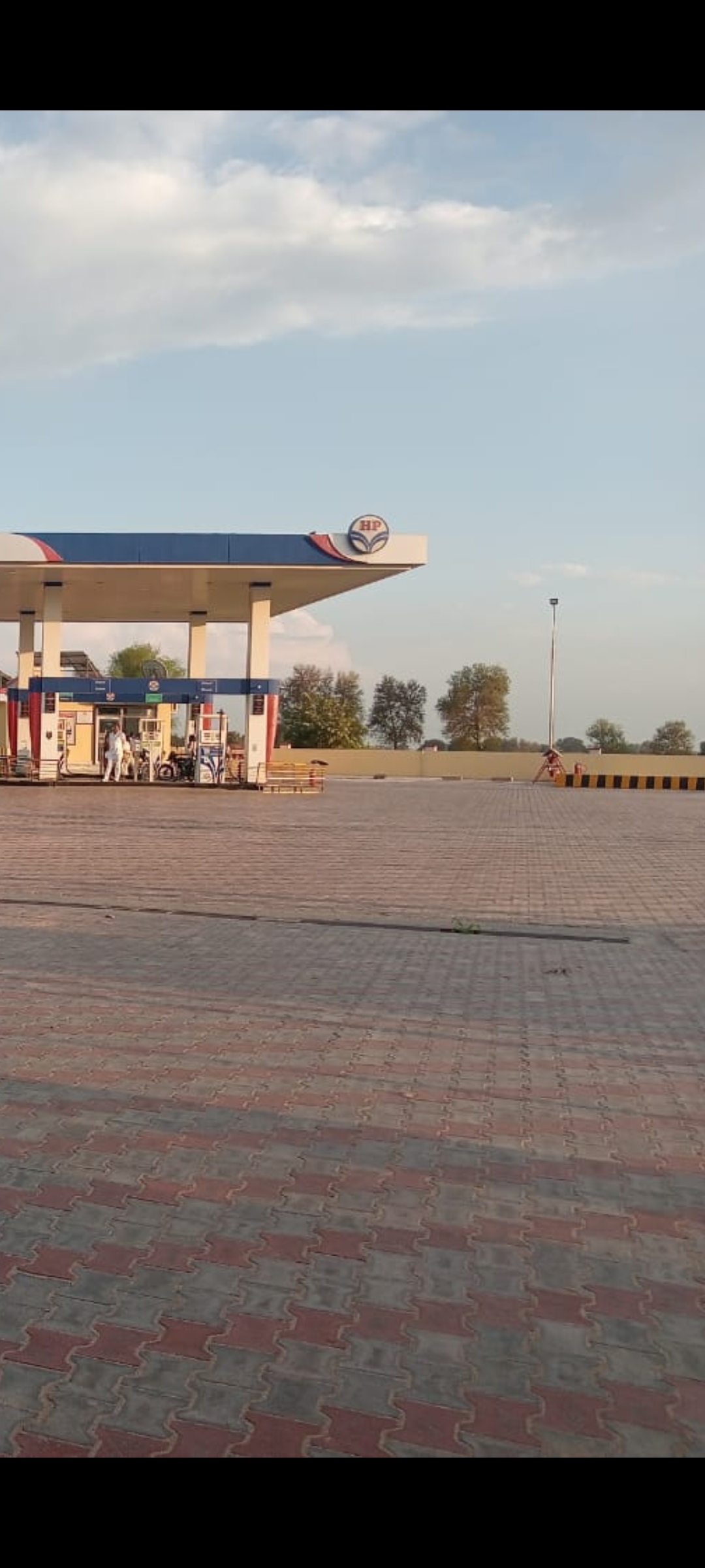 Hindustan Petroleum Corporation Limited - 73 Np, Sriganganagar