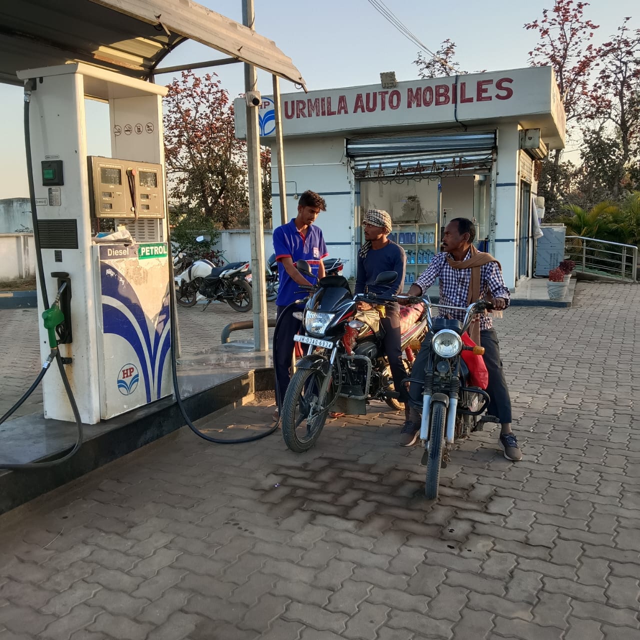 Hindustan Petroleum Corporation Limited - Lesliganj, Palamau