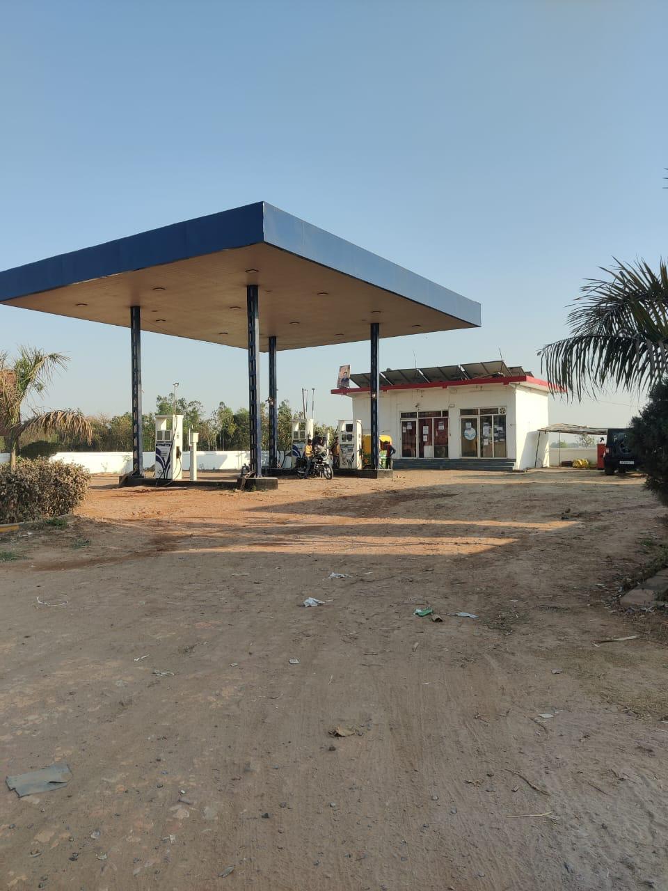 Hindustan Petroleum Corporation Limited - Paisiya Urf Konghusari, Maharajganj