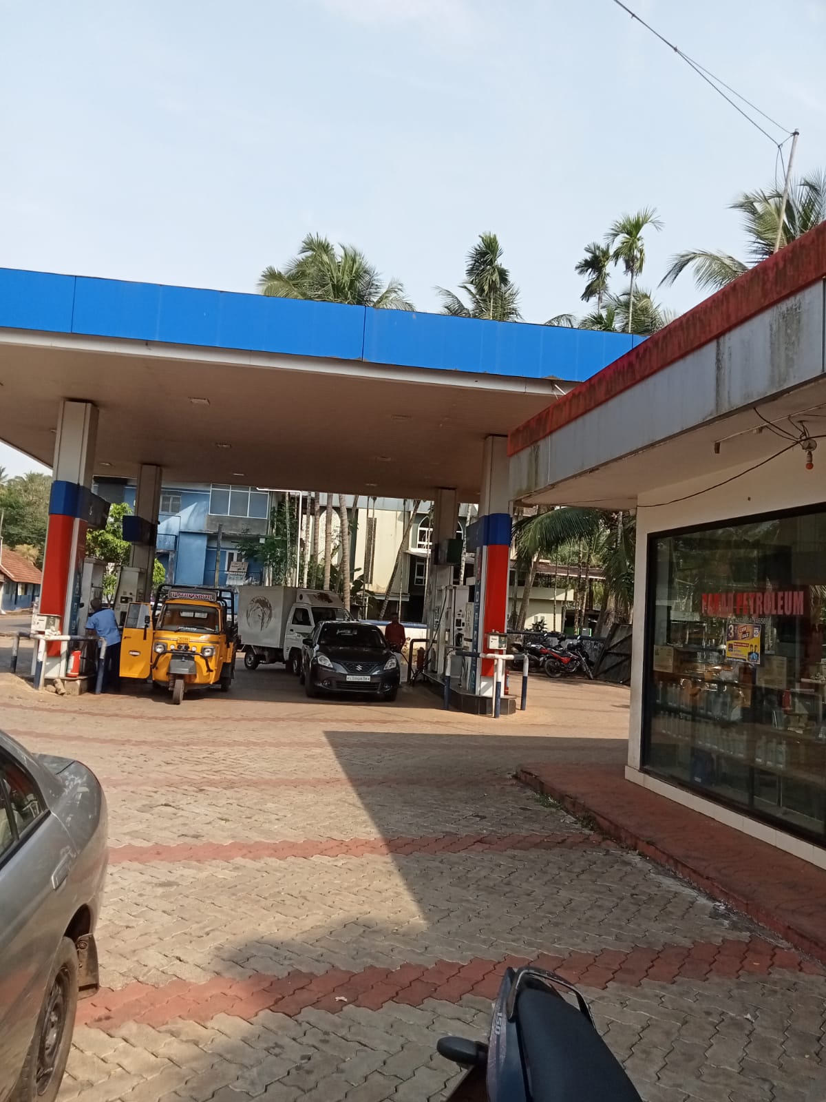 Hindustan Petroleum Corporation Limited - Thuvakkunnu, Kannur