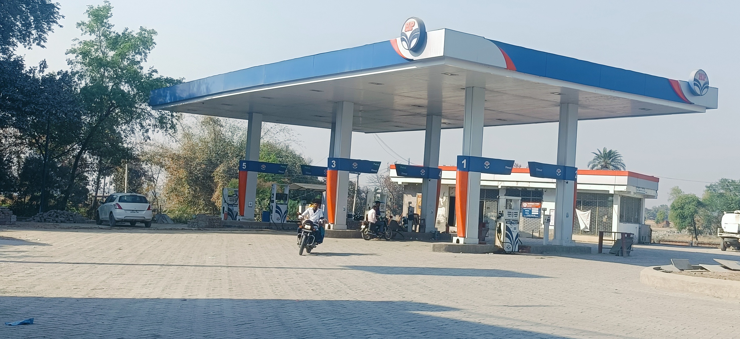 Hindustan Petroleum Corporation Limited - Chatra Hunterganj Road, Chatra