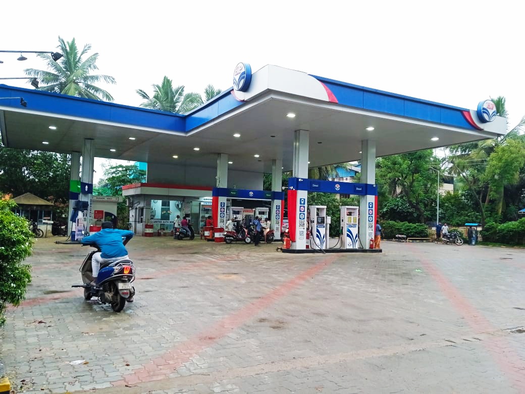 Hindustan Petroleum Corporation Limited - Sembanarkoil, Mayiladuthurai