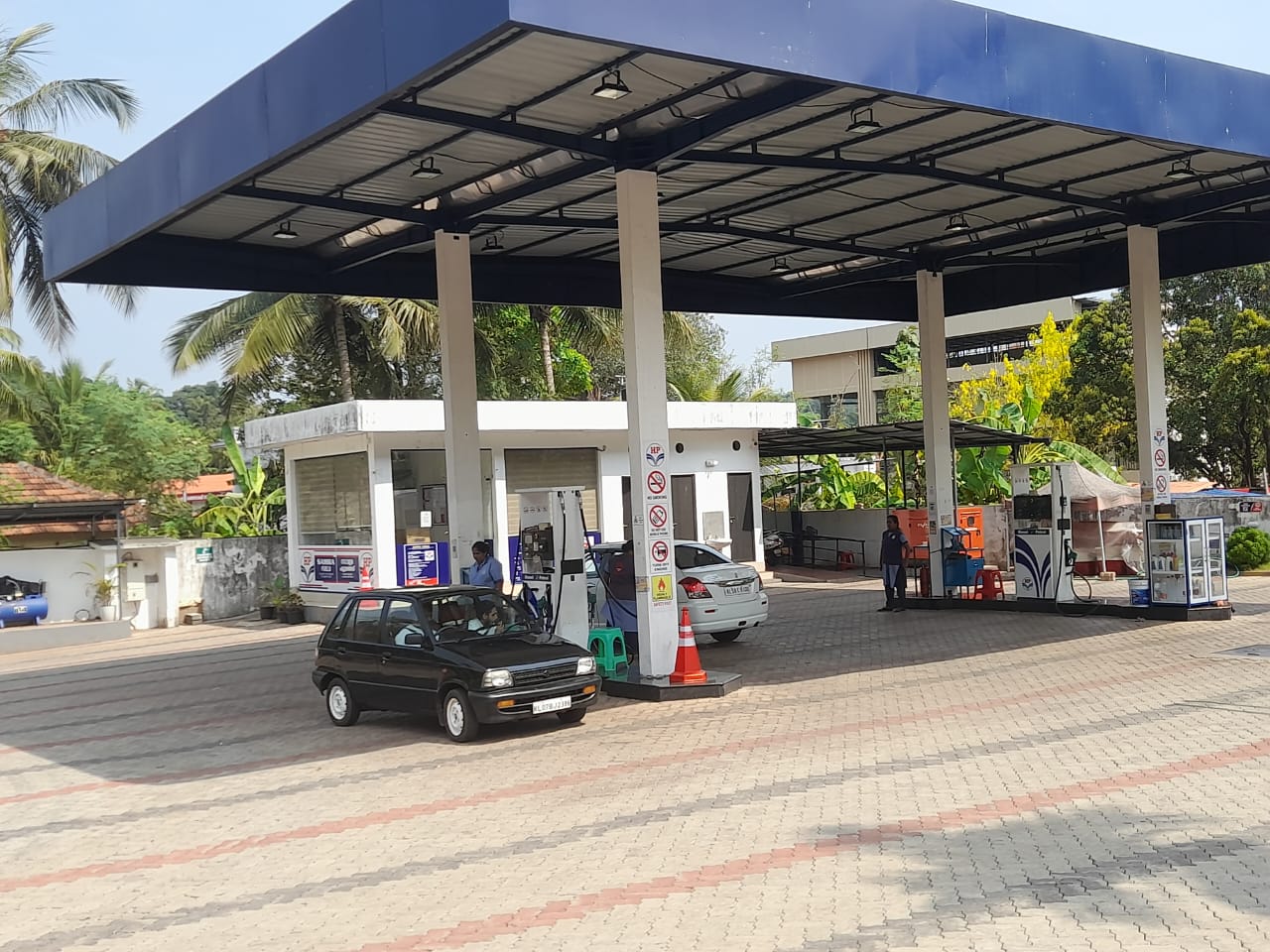 Hindustan Petroleum Corporation Limited - Nellunni, Kannur