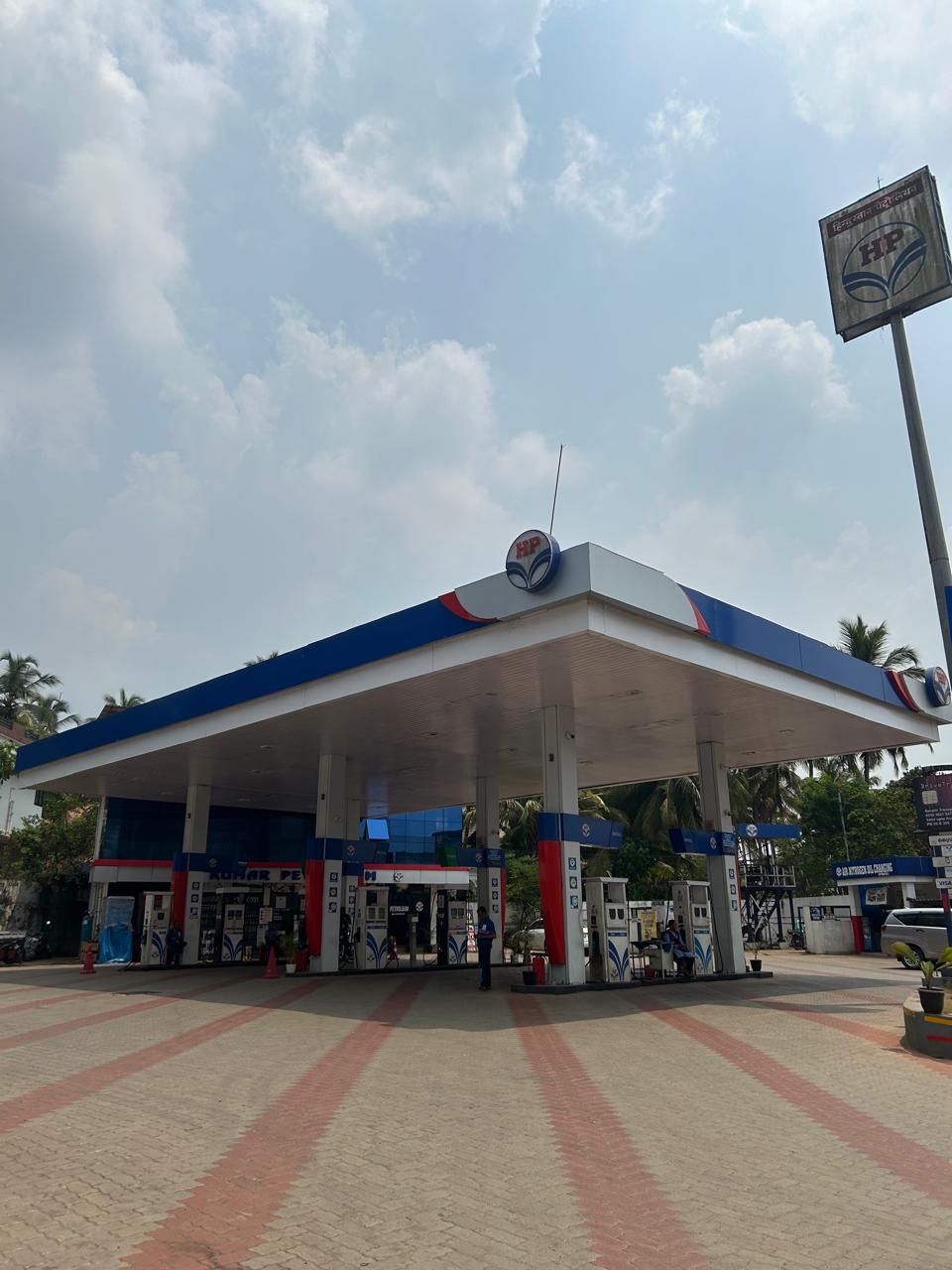 Hindustan Petroleum Corporation Limited - Naduvattom, Malappuram