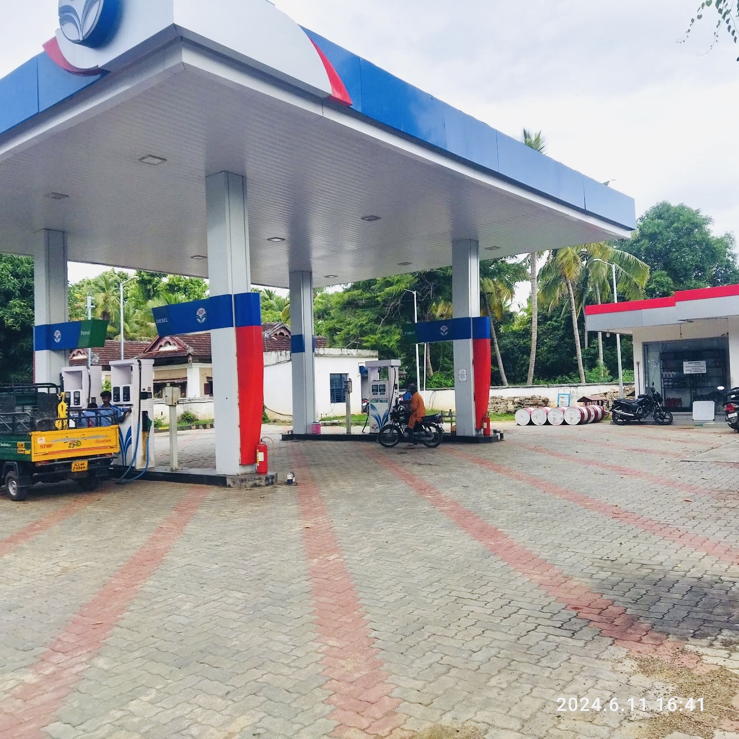 Hindustan Petroleum Corporation Limited - Vandithavalam, Palakkad