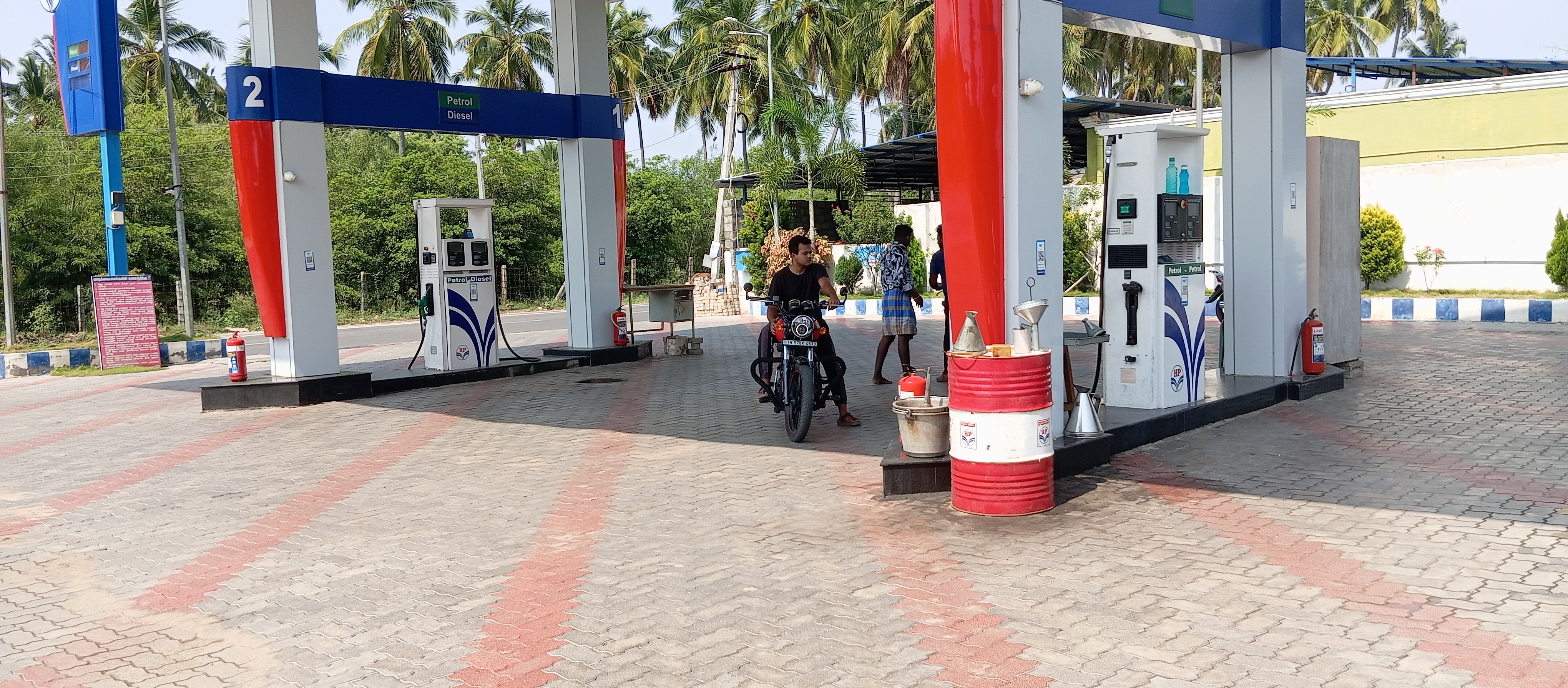 Hindustan Petroleum Corporation Limited - Kalathukottam, Dindigul