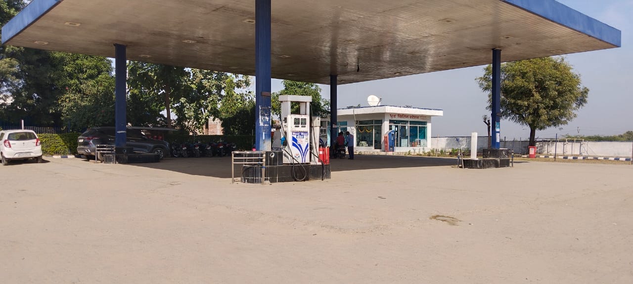 Hindustan Petroleum Corporation Limited - Itawa Khatoli Road, Itawa