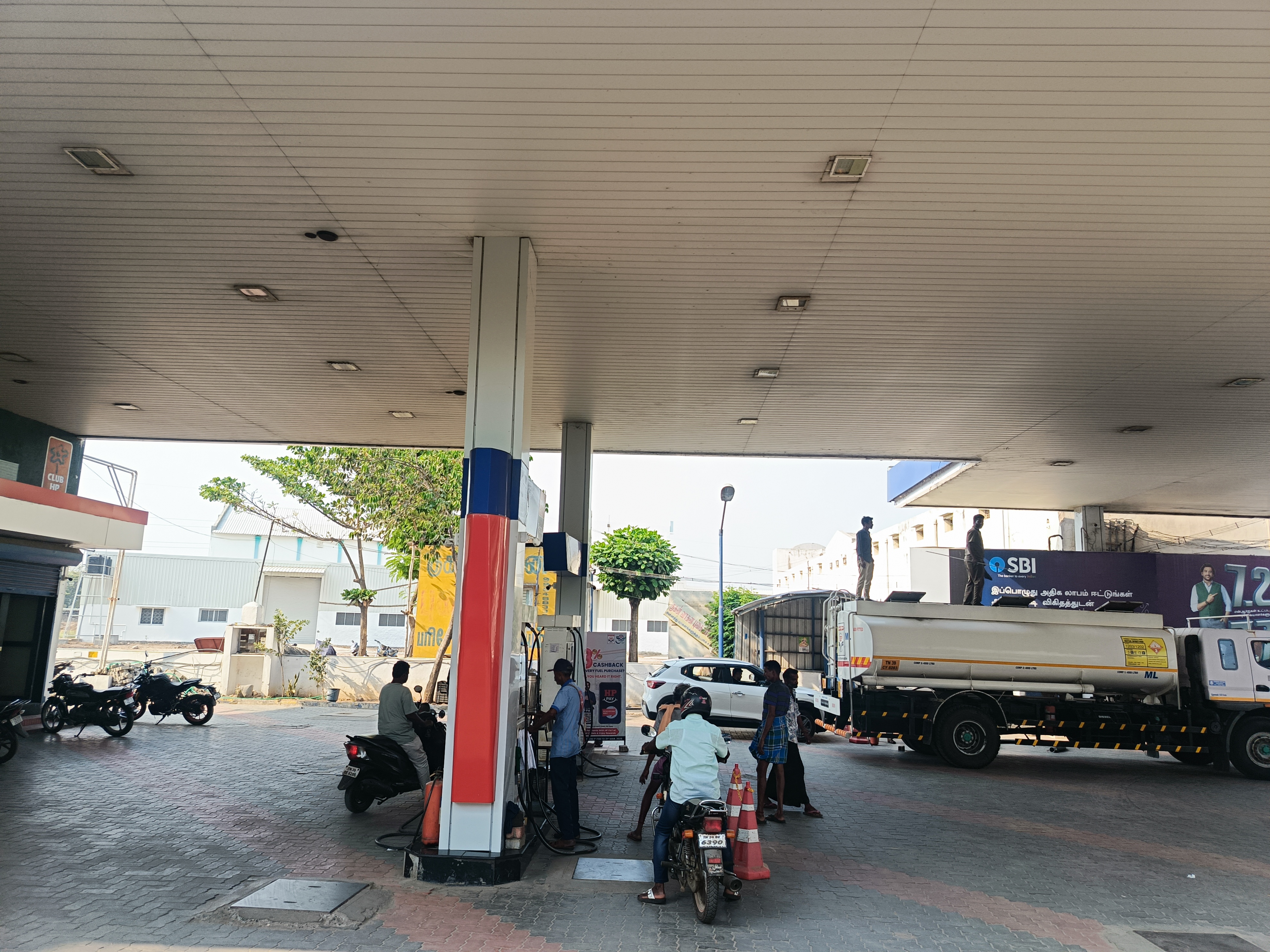 Hindustan Petroleum Corporation Limited - Nataraj Theater Road, Tiruppur