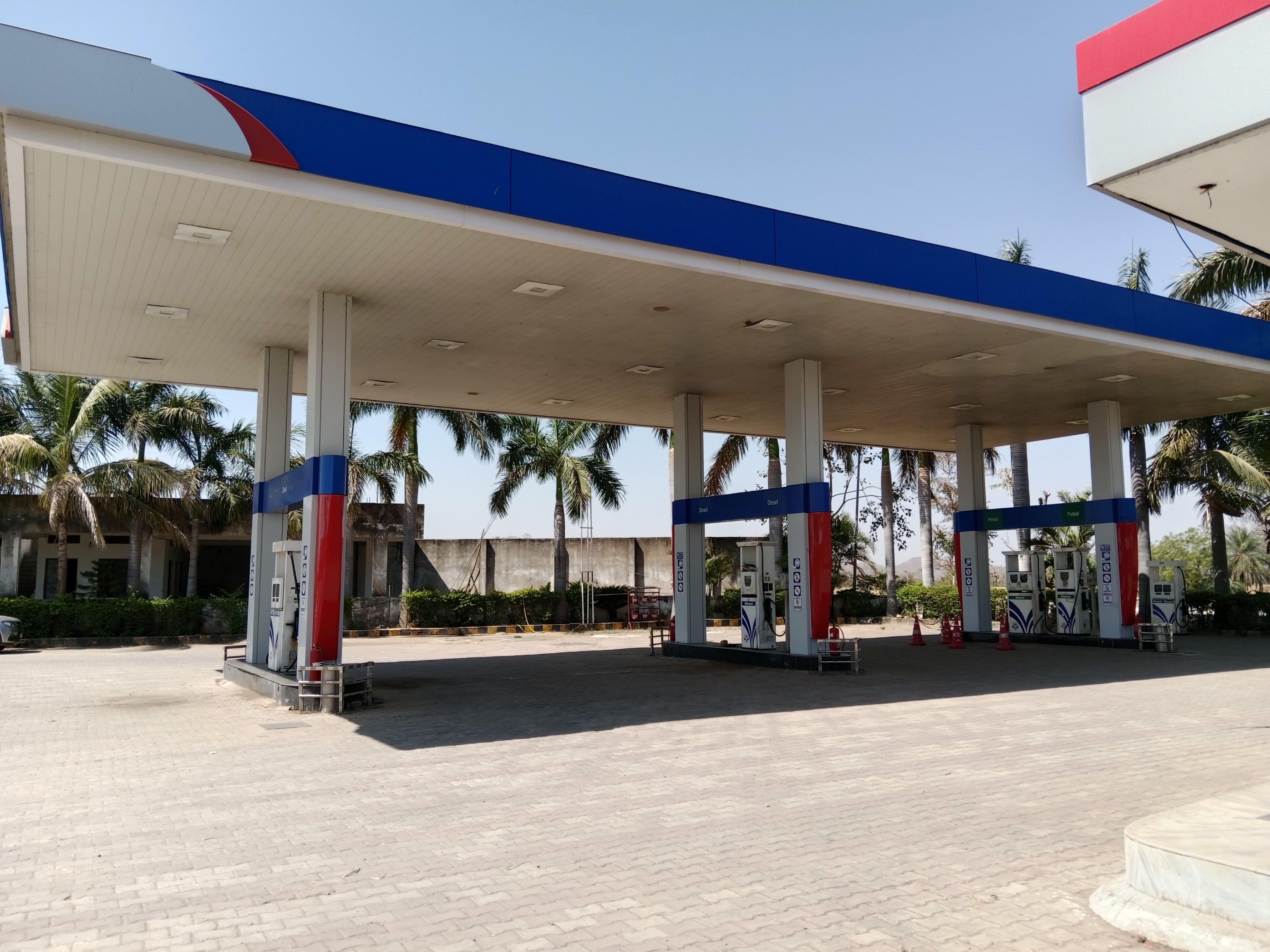Hindustan Petroleum Corporation Limited - Peepal Khoont, Pratapgarh