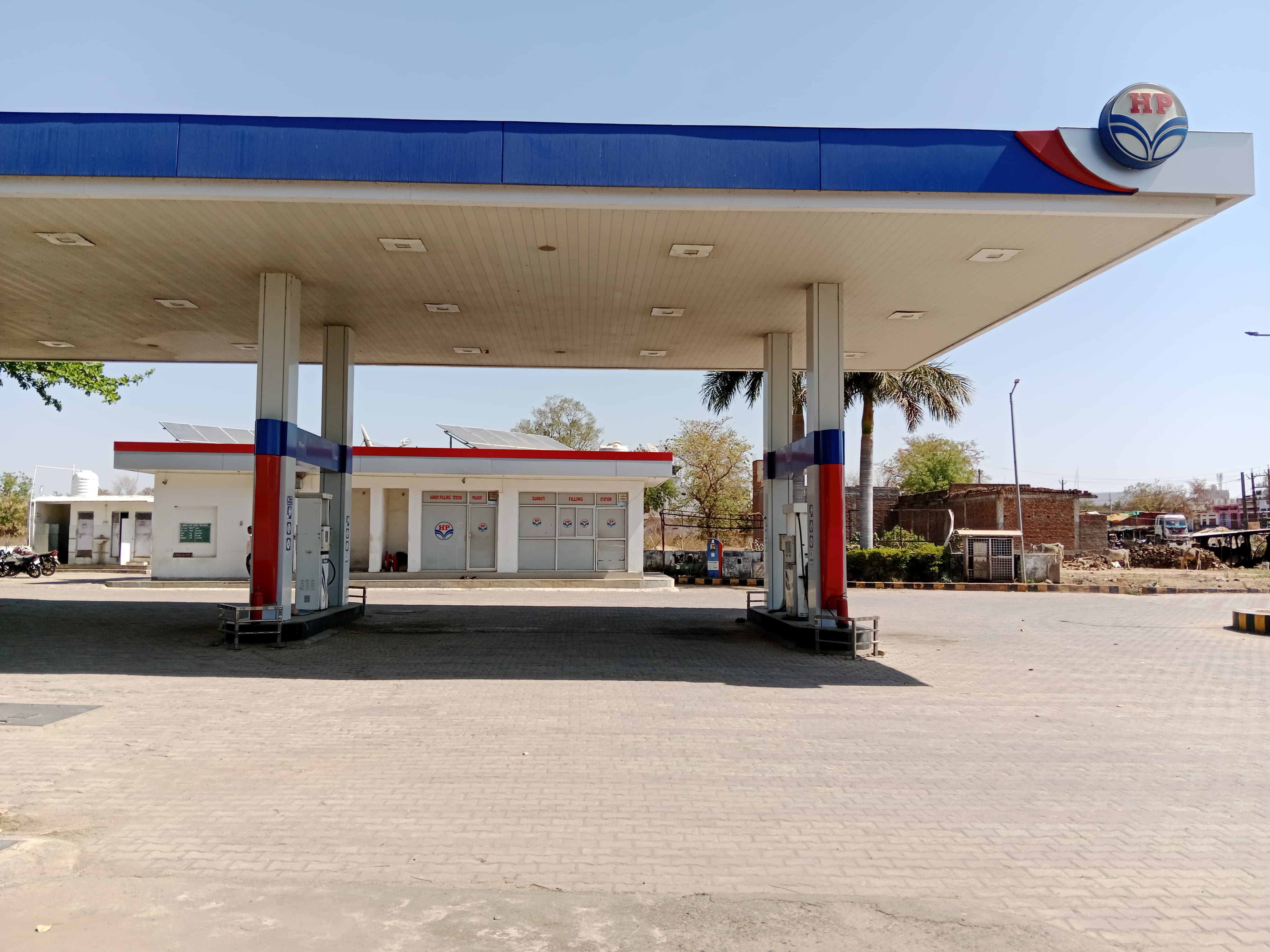 Hindustan Petroleum Corporation Limited - Peepal Khoont, Pratapgarh