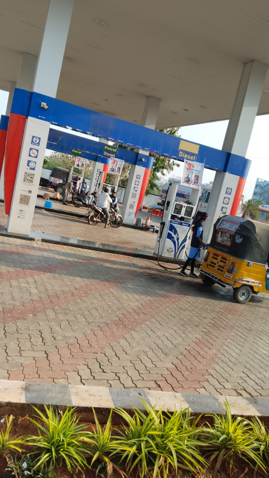 Hindustan Petroleum Corporation Limited - Hunter Road, Hanamkonda