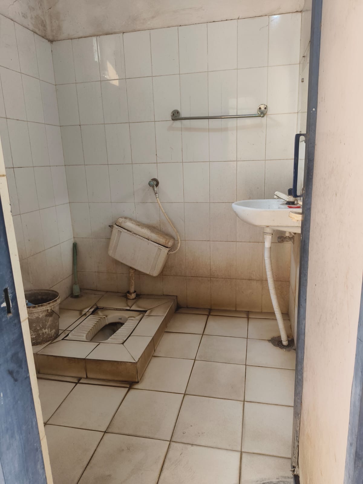 Hindustan Petroleum Corporation Limited - College Square, Balangir