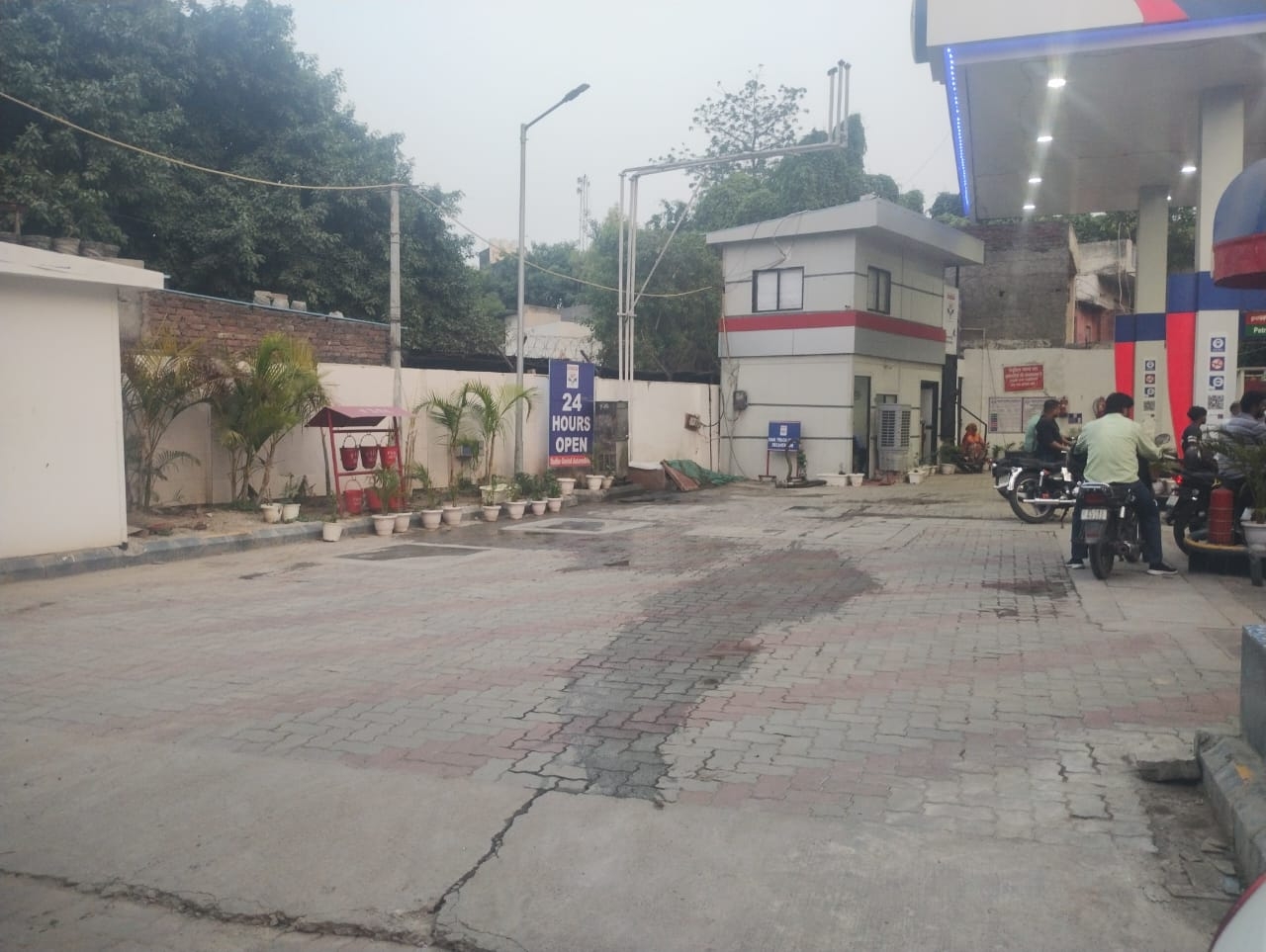 Hindustan Petroleum Corporation Limited - Shahdara, New Delhi