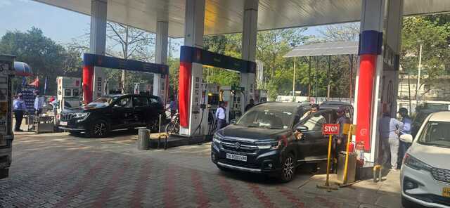 Hindustan Petroleum Corporation Limited - Sector 17, Dwarka, New Delhi